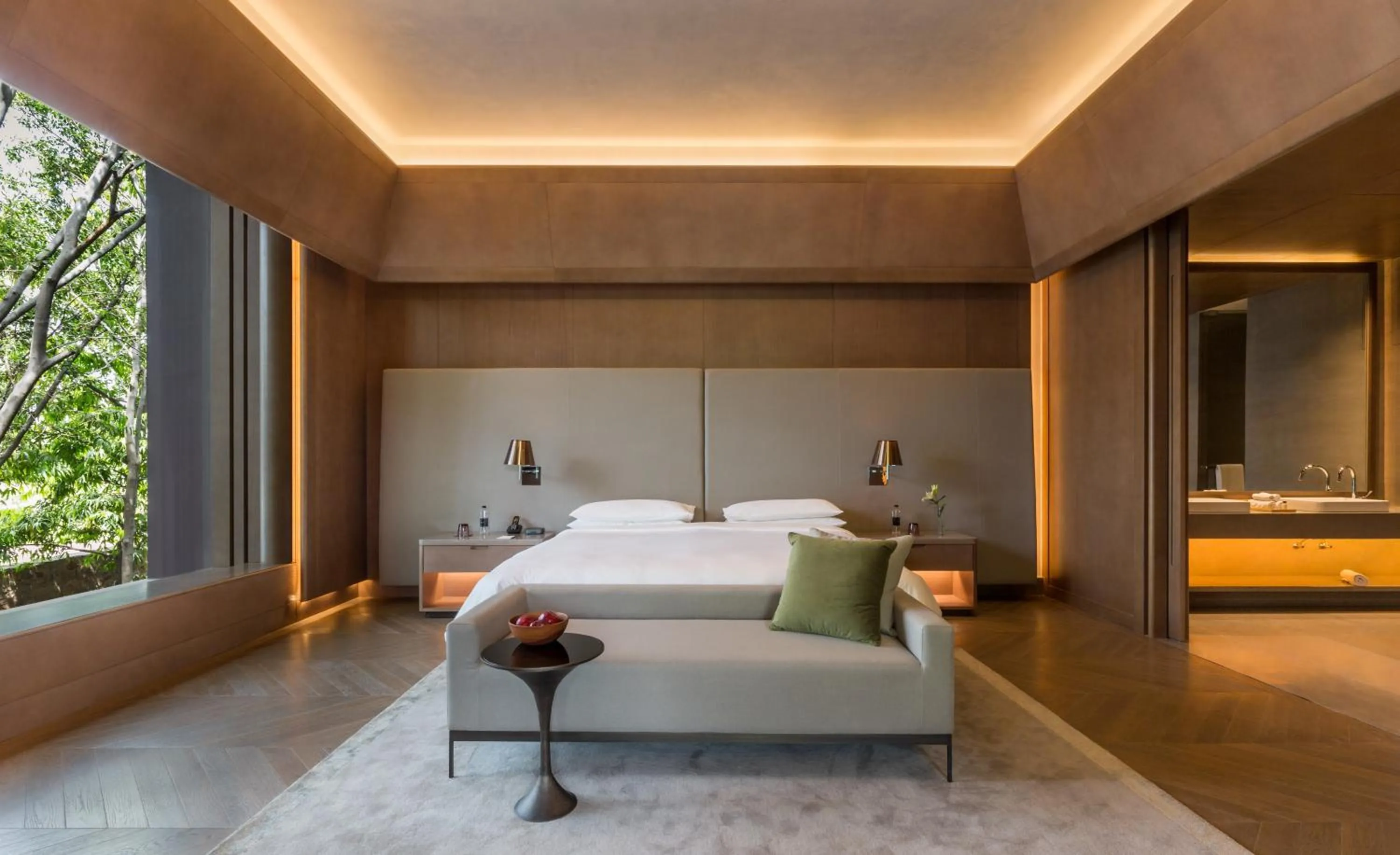 Bedroom, Bed in The Roseate