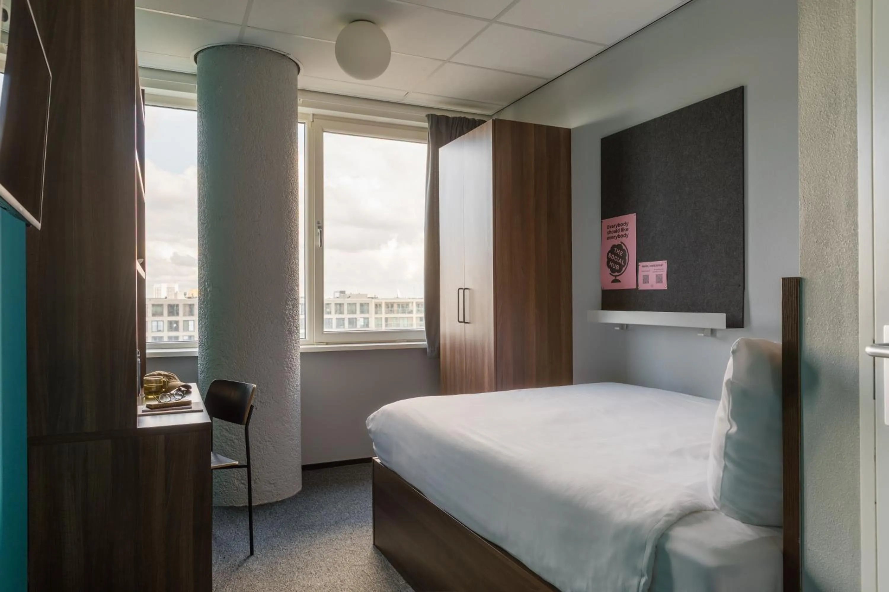 Bed in The Social Hub Amsterdam West