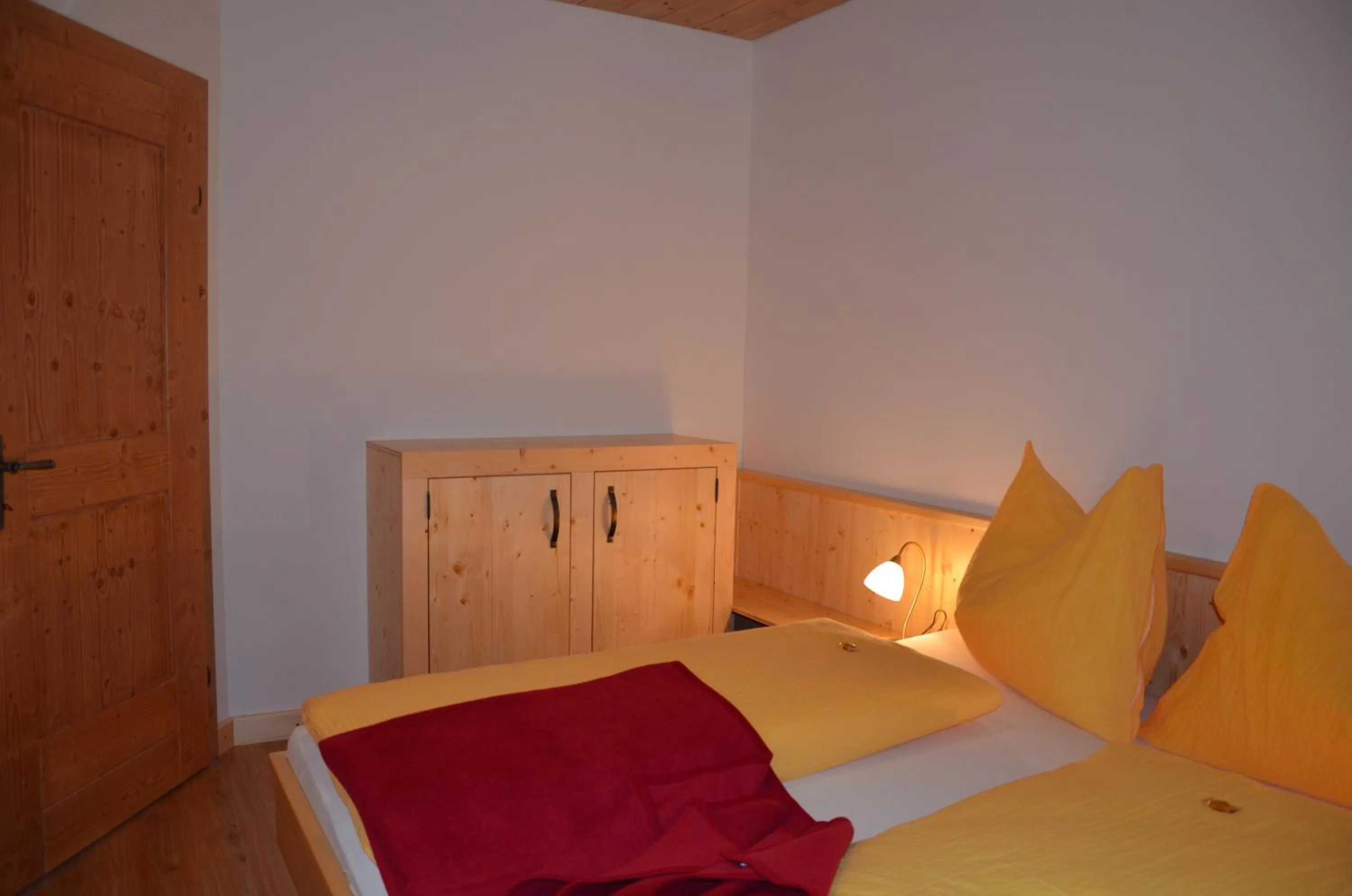 View (from property/room), Bed in Pension zum Schreiner