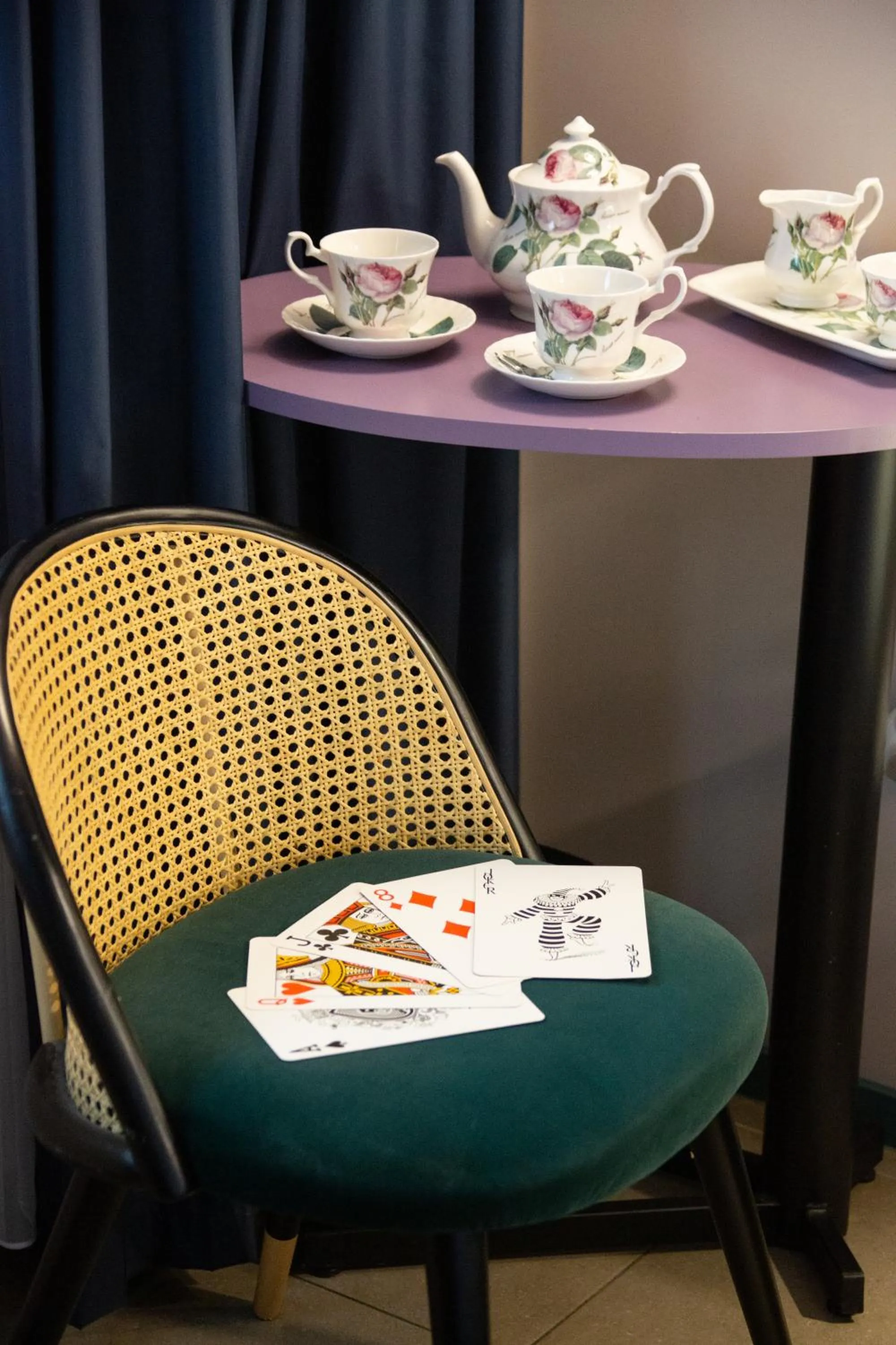 Decorative detail in Hôtel Grand Confort Le Moulin Rouge