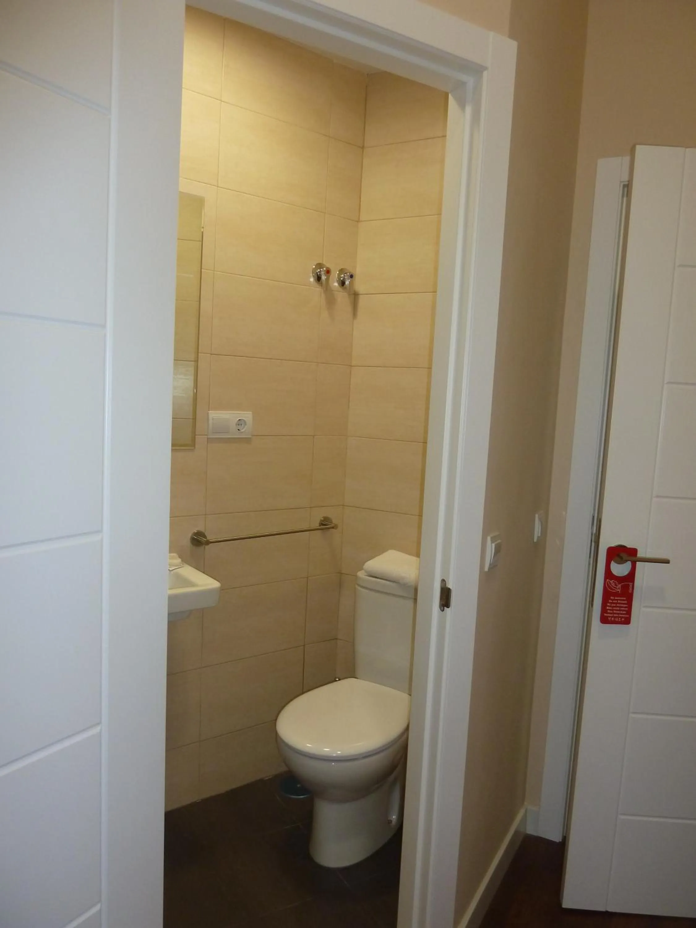 Toilet in Hostal Mayor