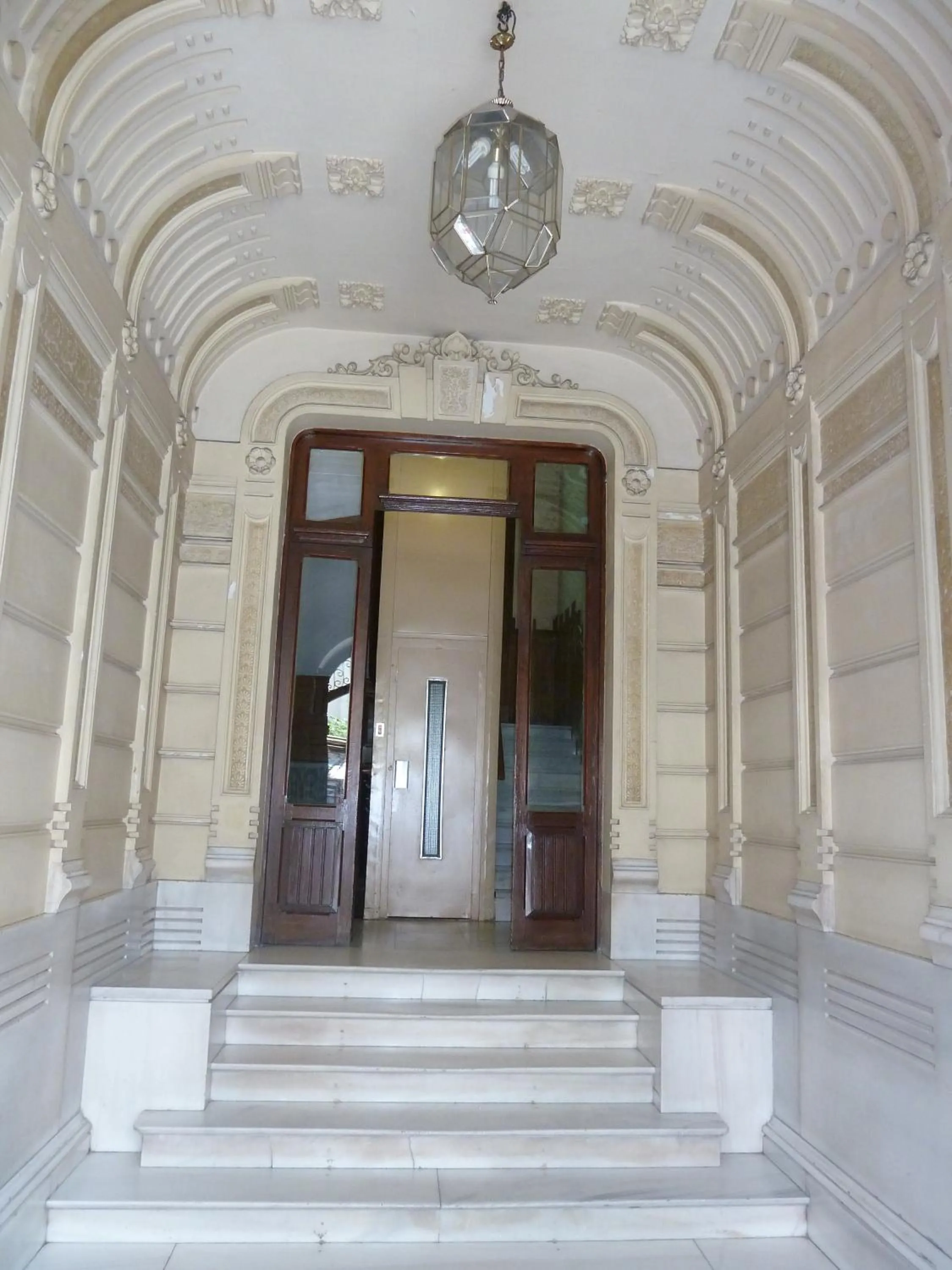 Facade/entrance in Hostal Mayor
