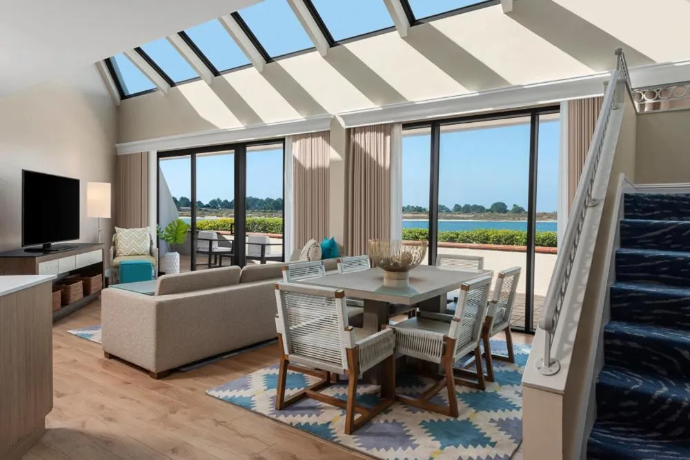 Living room in San Diego Mission Bay Resort