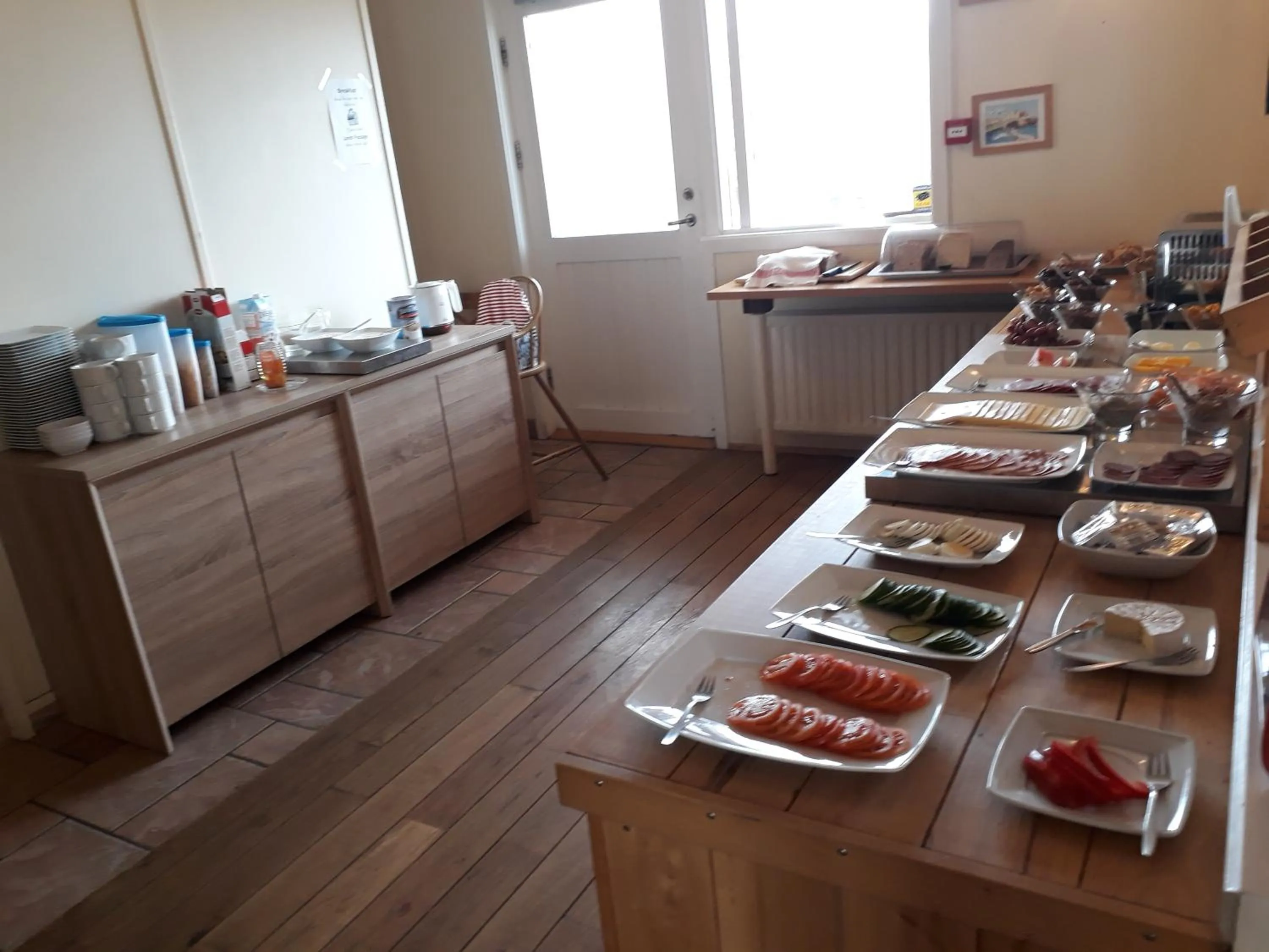 Breakfast in Fossatún Sunset Cottage