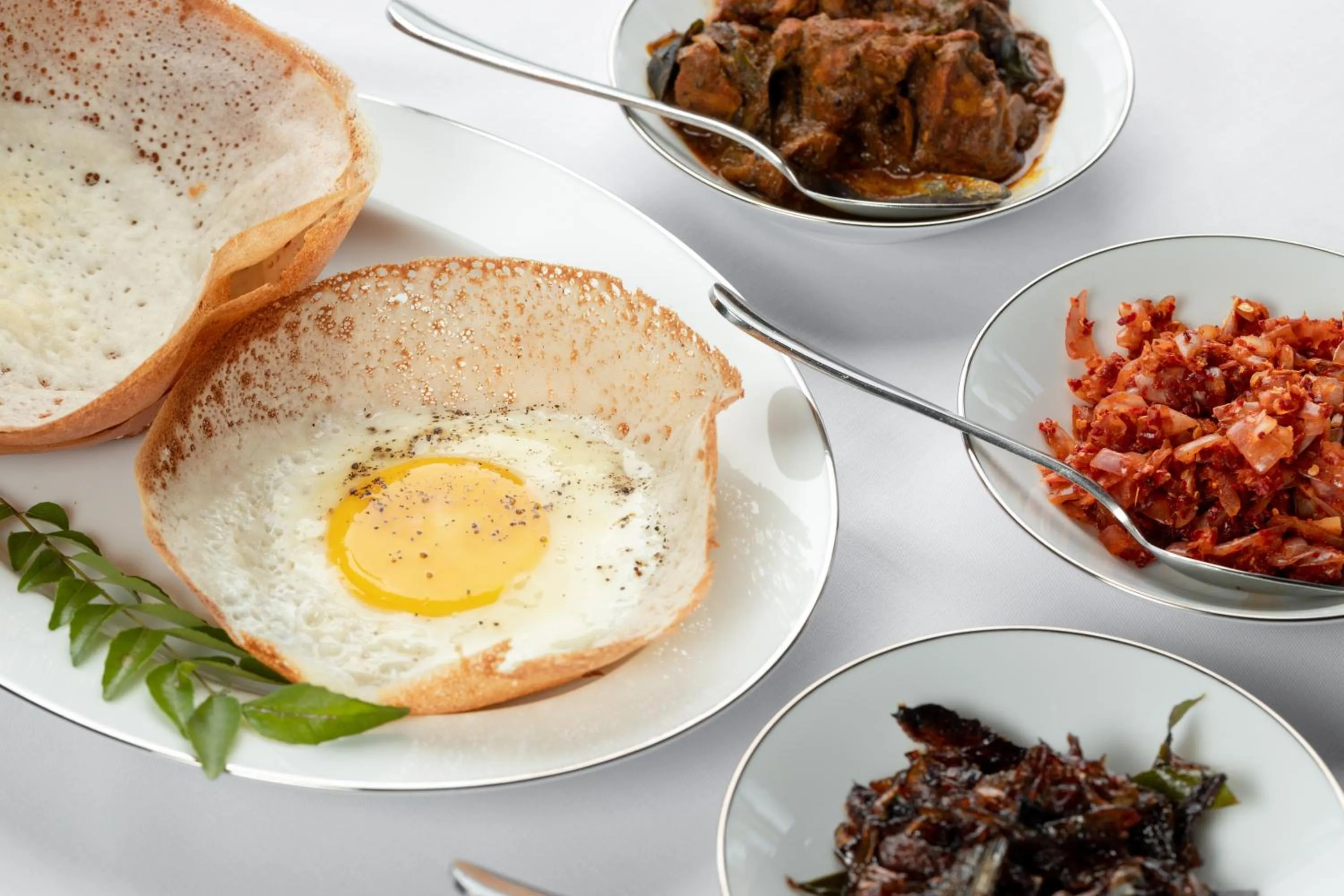 Breakfast in The Albatross, Kandy