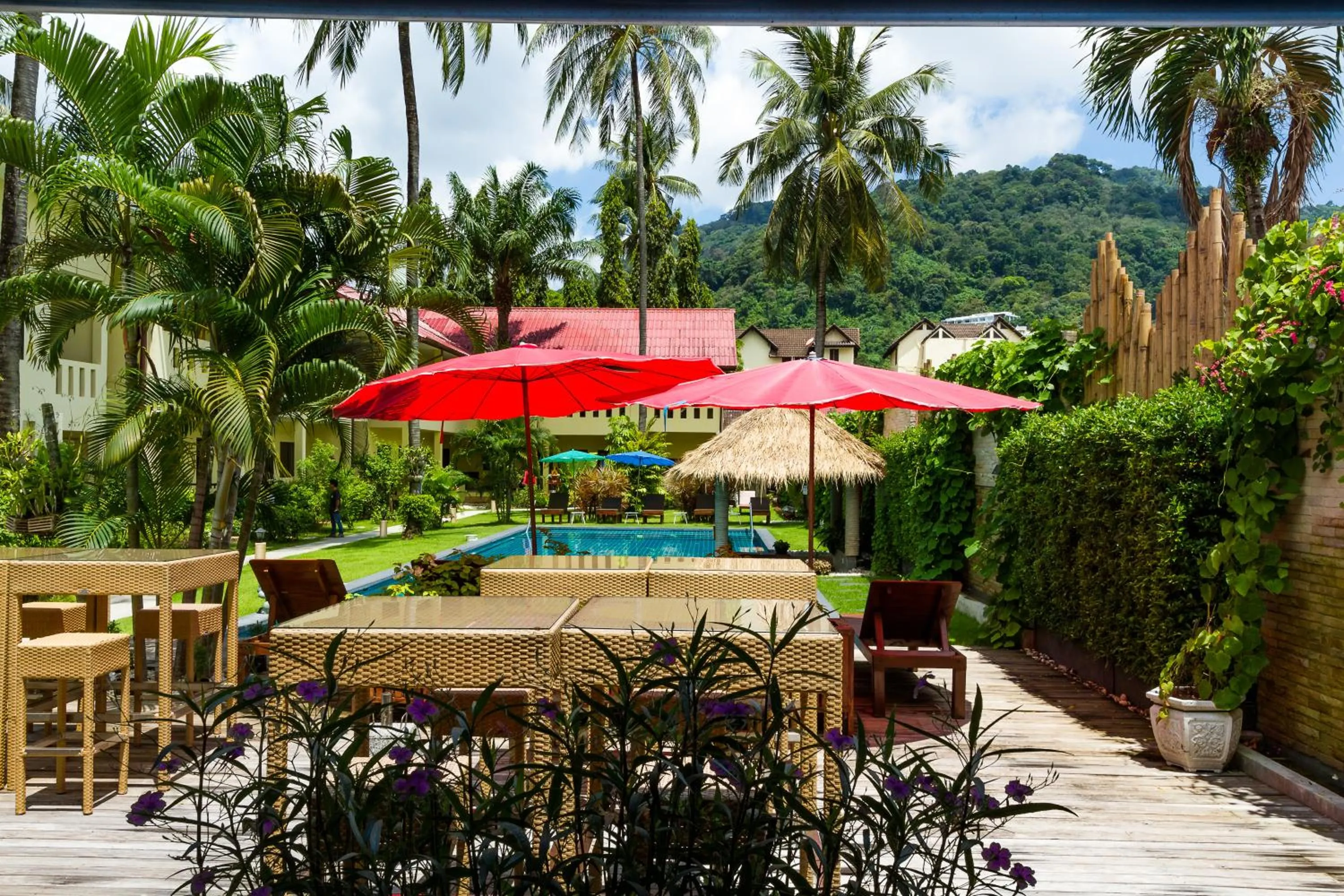 Restaurant/places to eat in Austrian Garden Hotel & Restaurant Patong