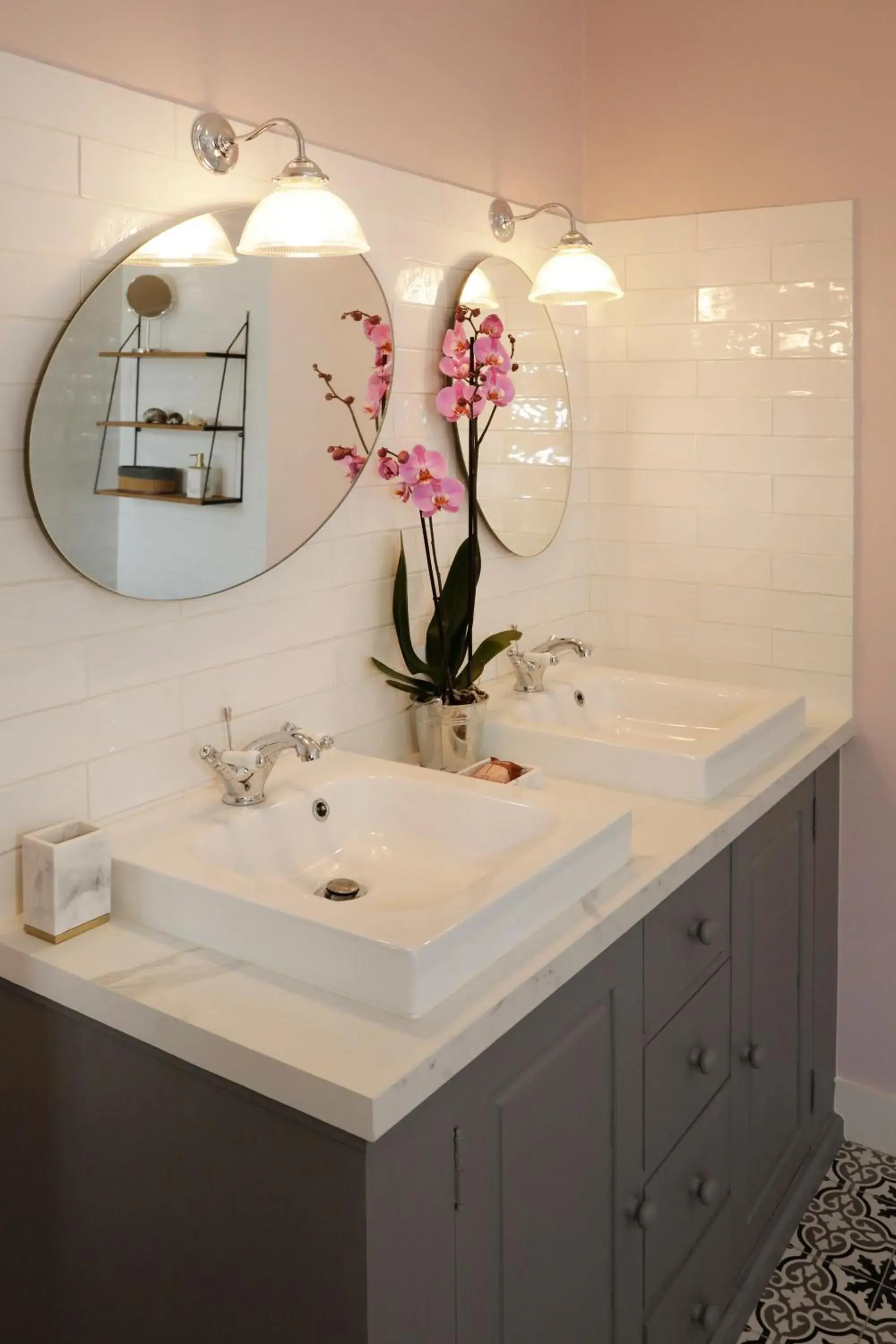 Two-Bedroom Suite in Domaine du Plessis Two-Bedroom Suite in Domaine du Plessis