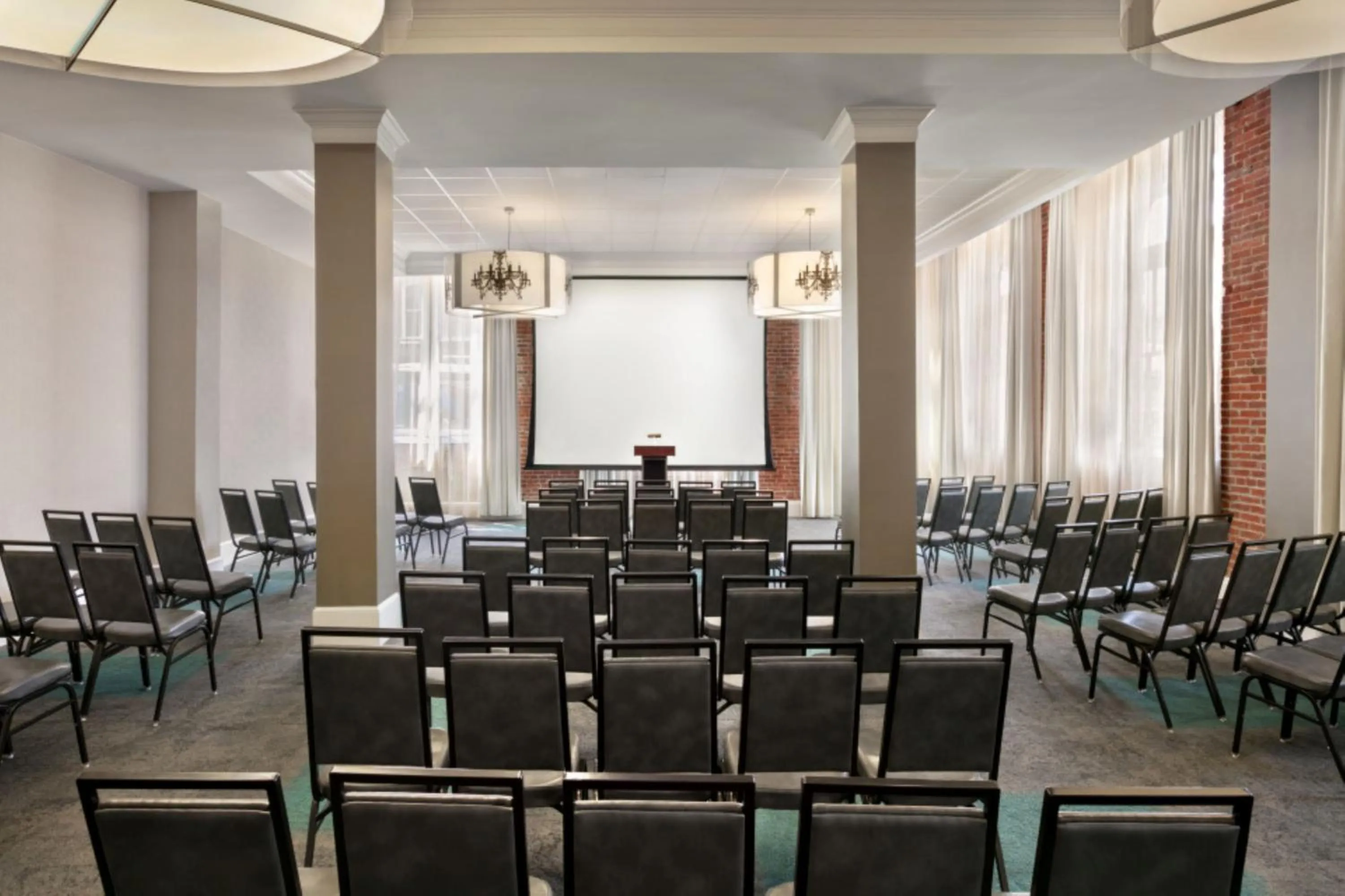 Meeting/conference room in Hotel Indigo Savannah Historic District by IHG