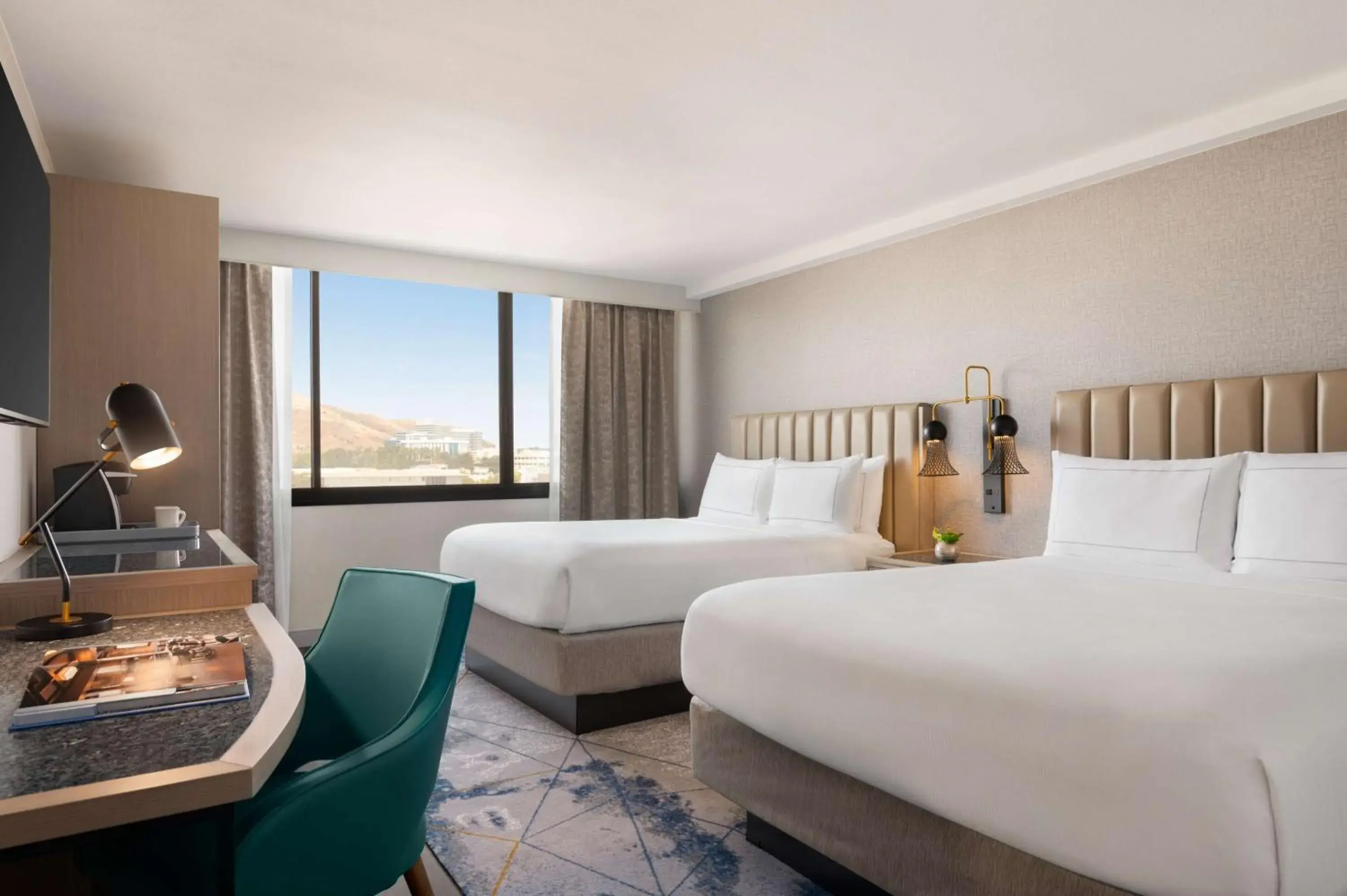 Deluxe Queen Room with Two Queen Beds in DoubleTree by Hilton San Francisco South Airport Blvd Deluxe Queen Room with Two Queen Beds in DoubleTree by Hilton San Francisco South Airport Blvd