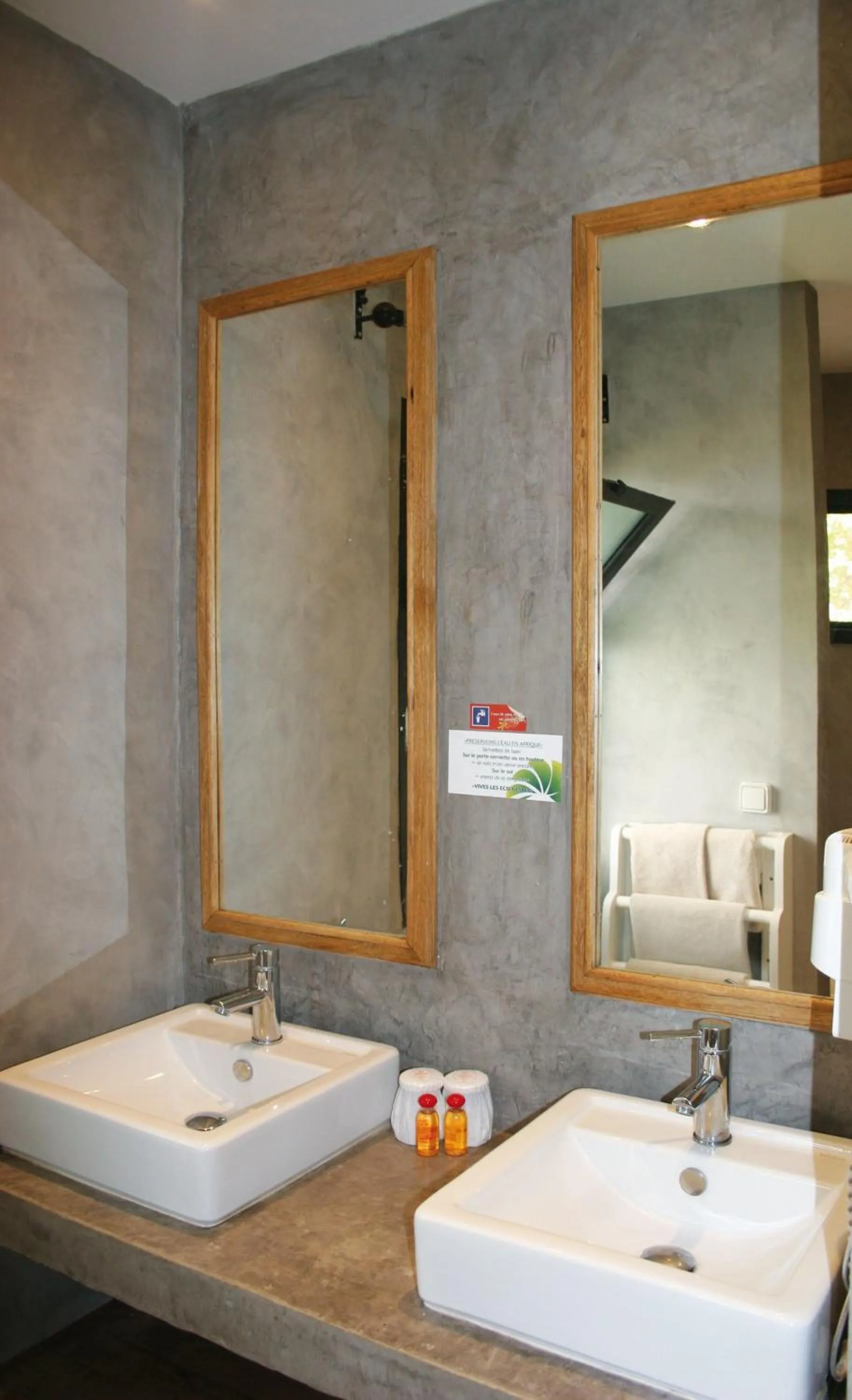 Bathroom in Le Saly Hotel & Hotel Club Filaos - All Inclusive