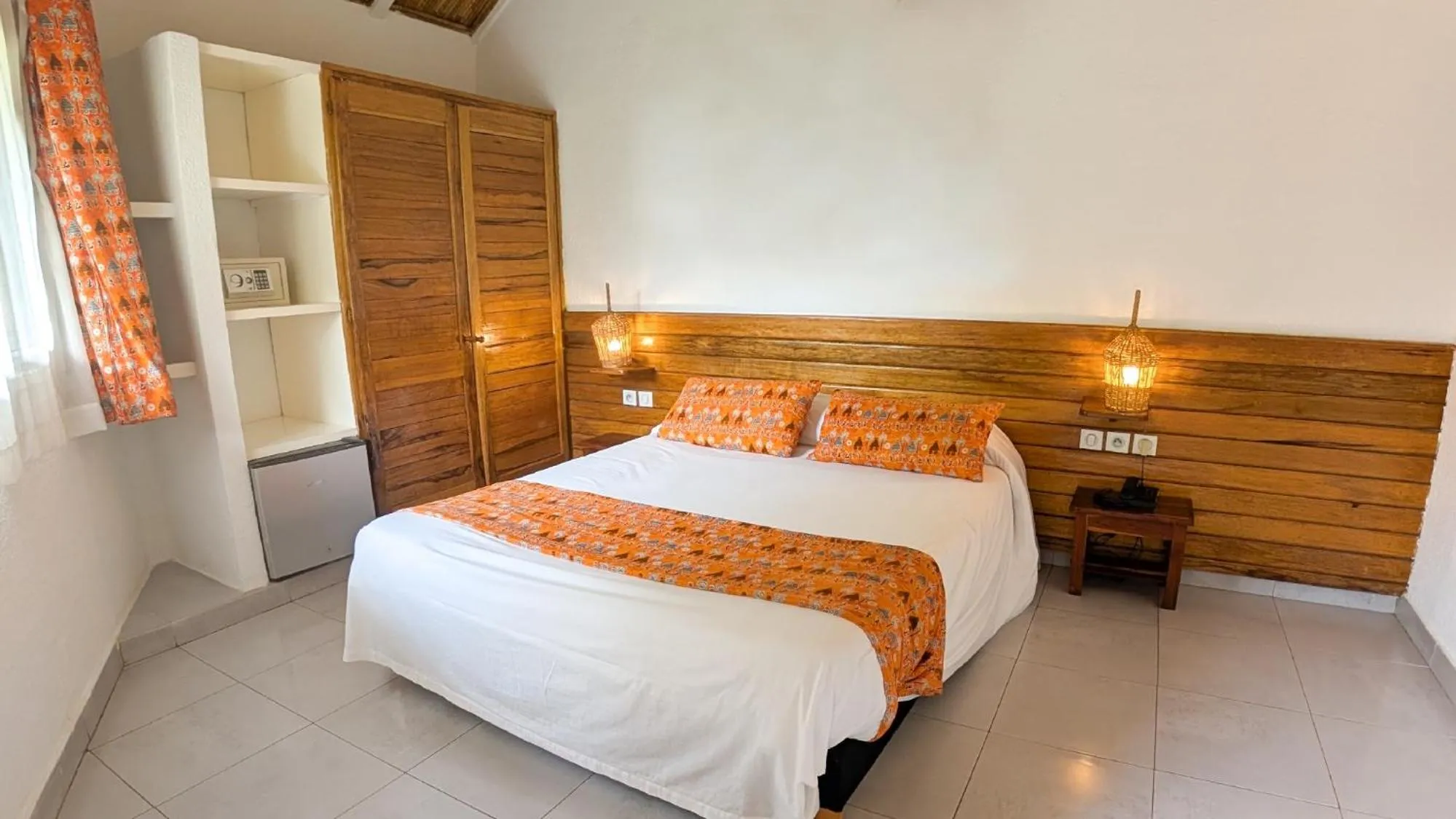 Bedroom, Bed in Le Saly Hotel & Hotel Club Filaos - All Inclusive