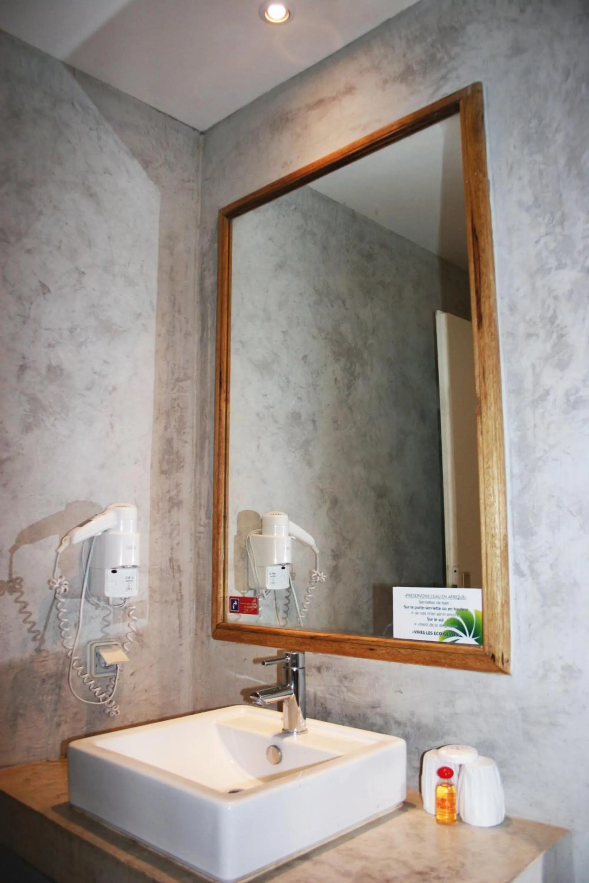 Bathroom in Le Saly Hotel & Hotel Club Filaos - All Inclusive