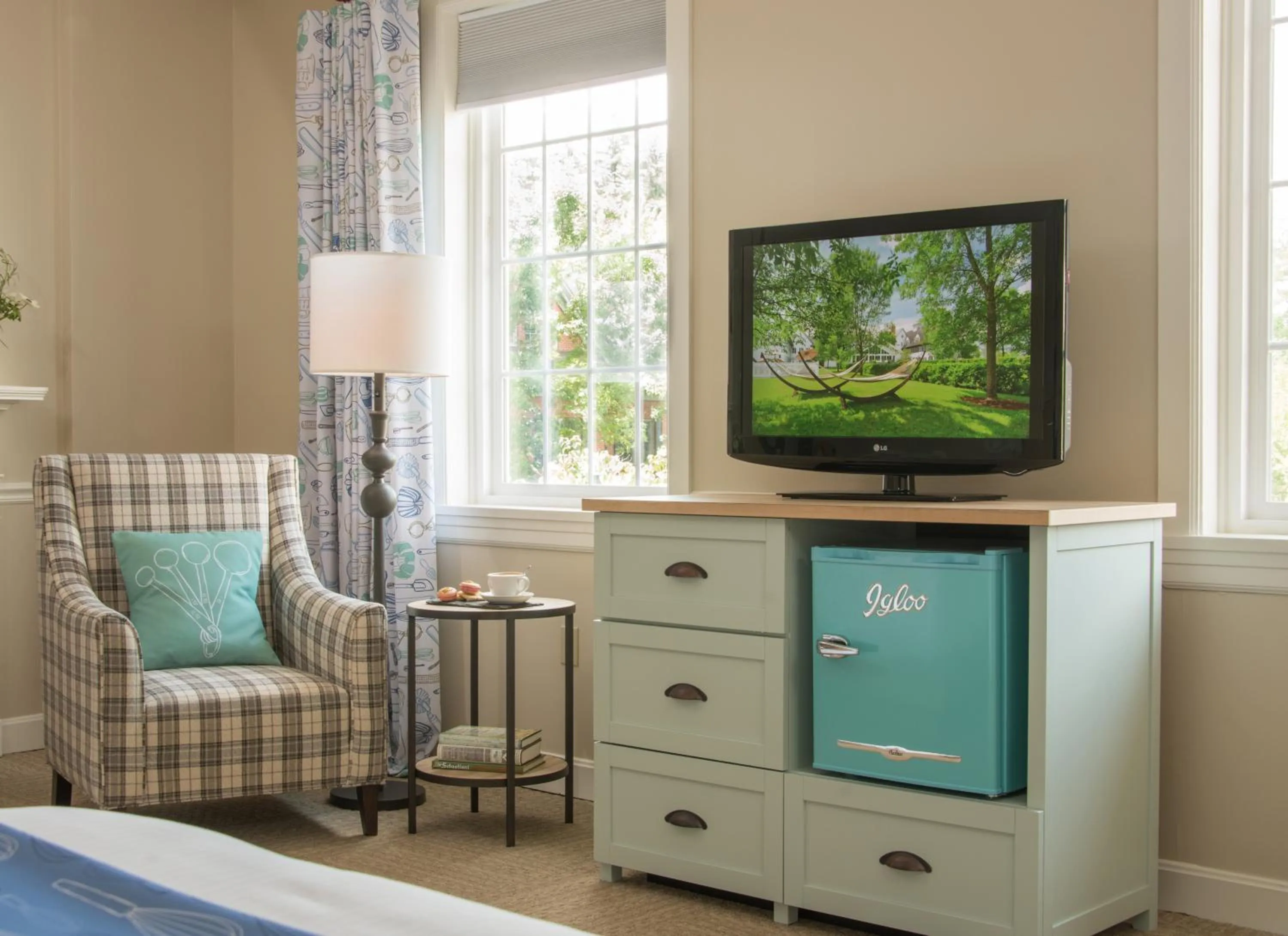 TV and multimedia in The Essex Resort & Spa