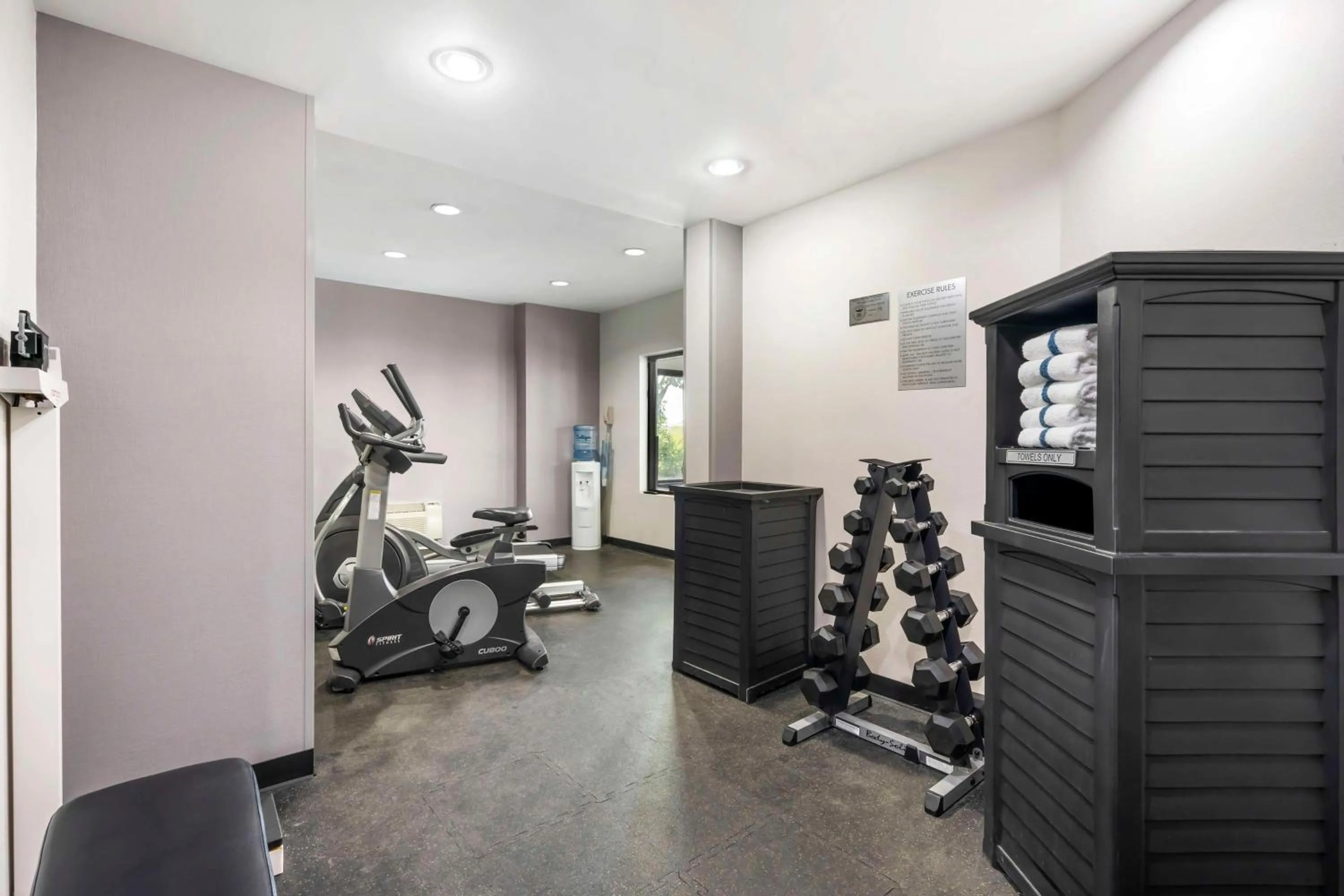 Fitness centre/facilities in Best Western Suites Columbus