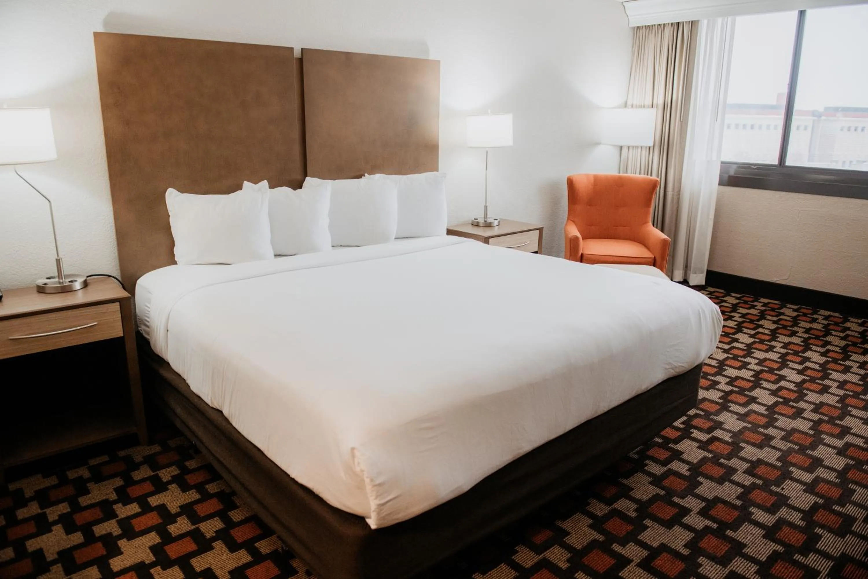 Bed in Radisson Hotel St Paul Downtown