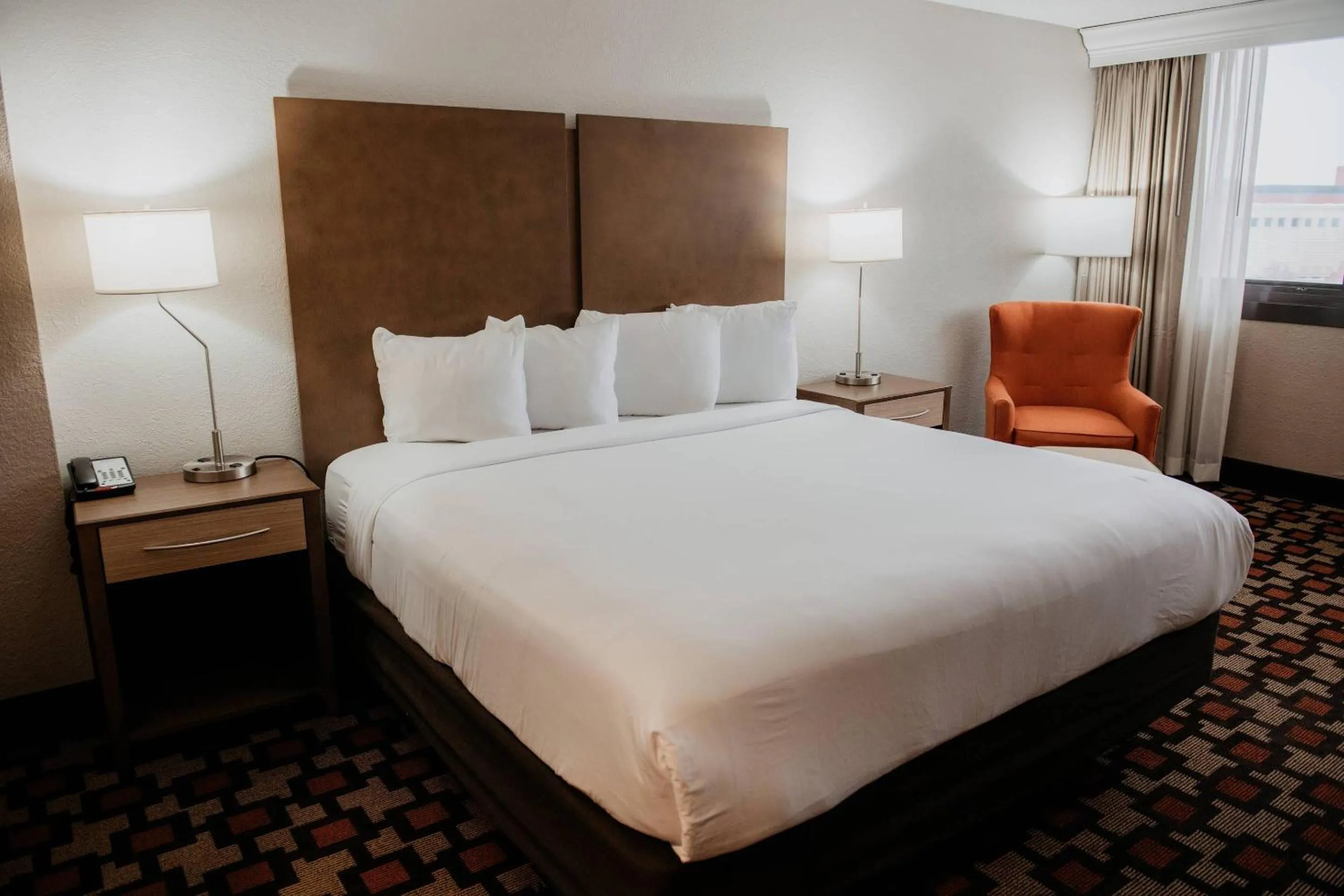 Bedroom, Bed in Radisson Hotel St Paul Downtown