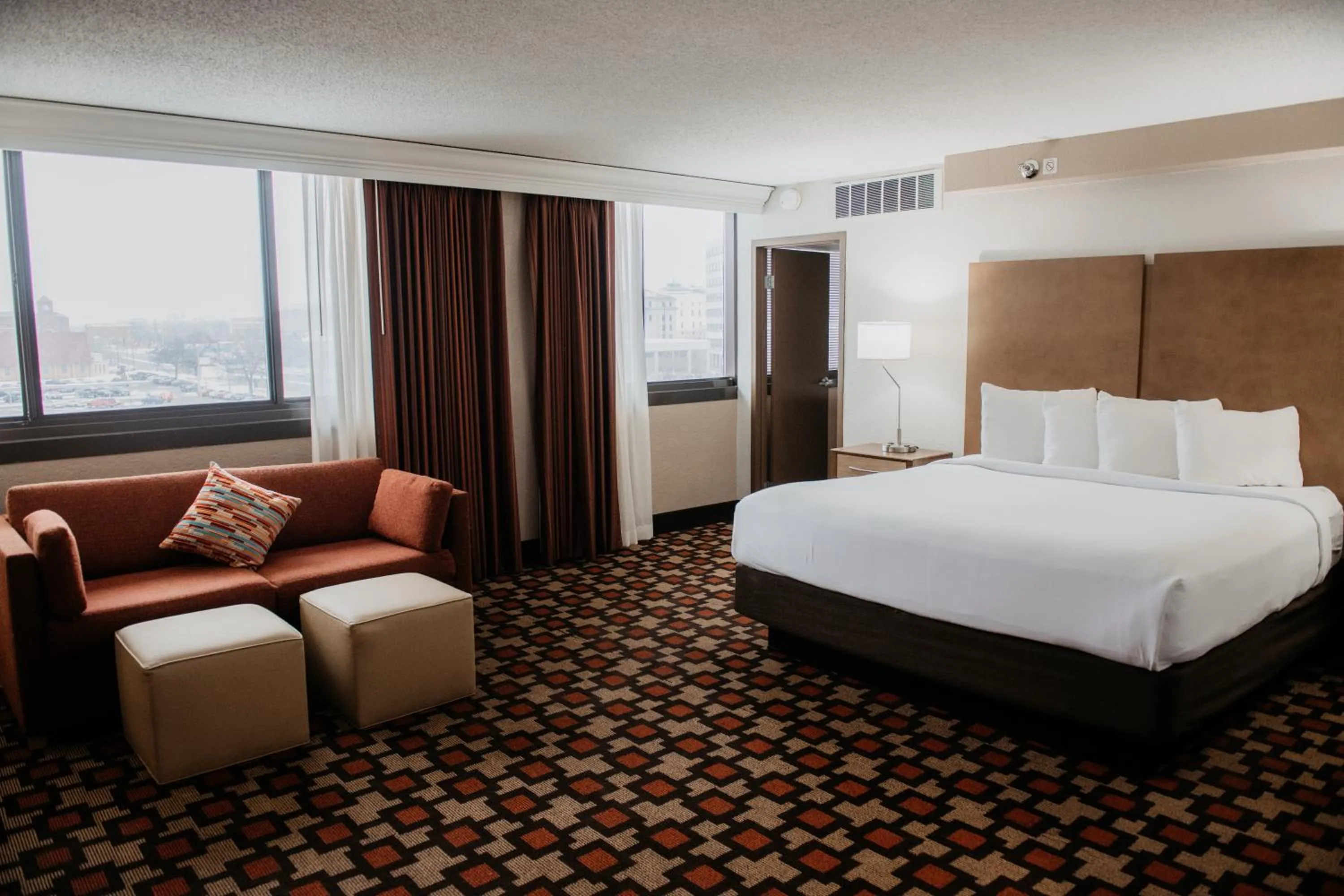 Bed in Radisson Hotel St Paul Downtown