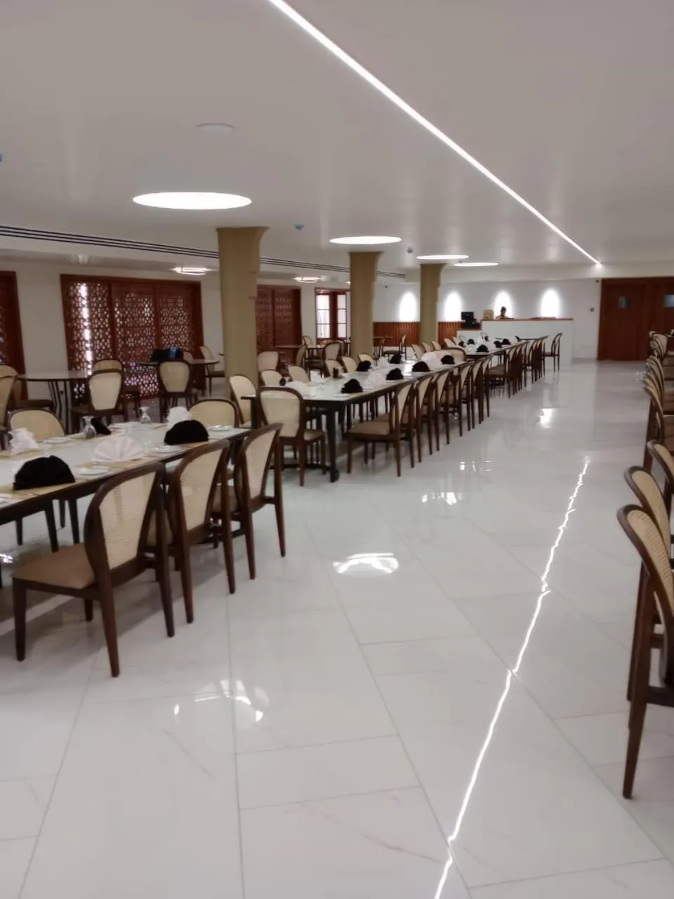 Restaurant/places to eat in Rajarata Hotel Anuradhapura