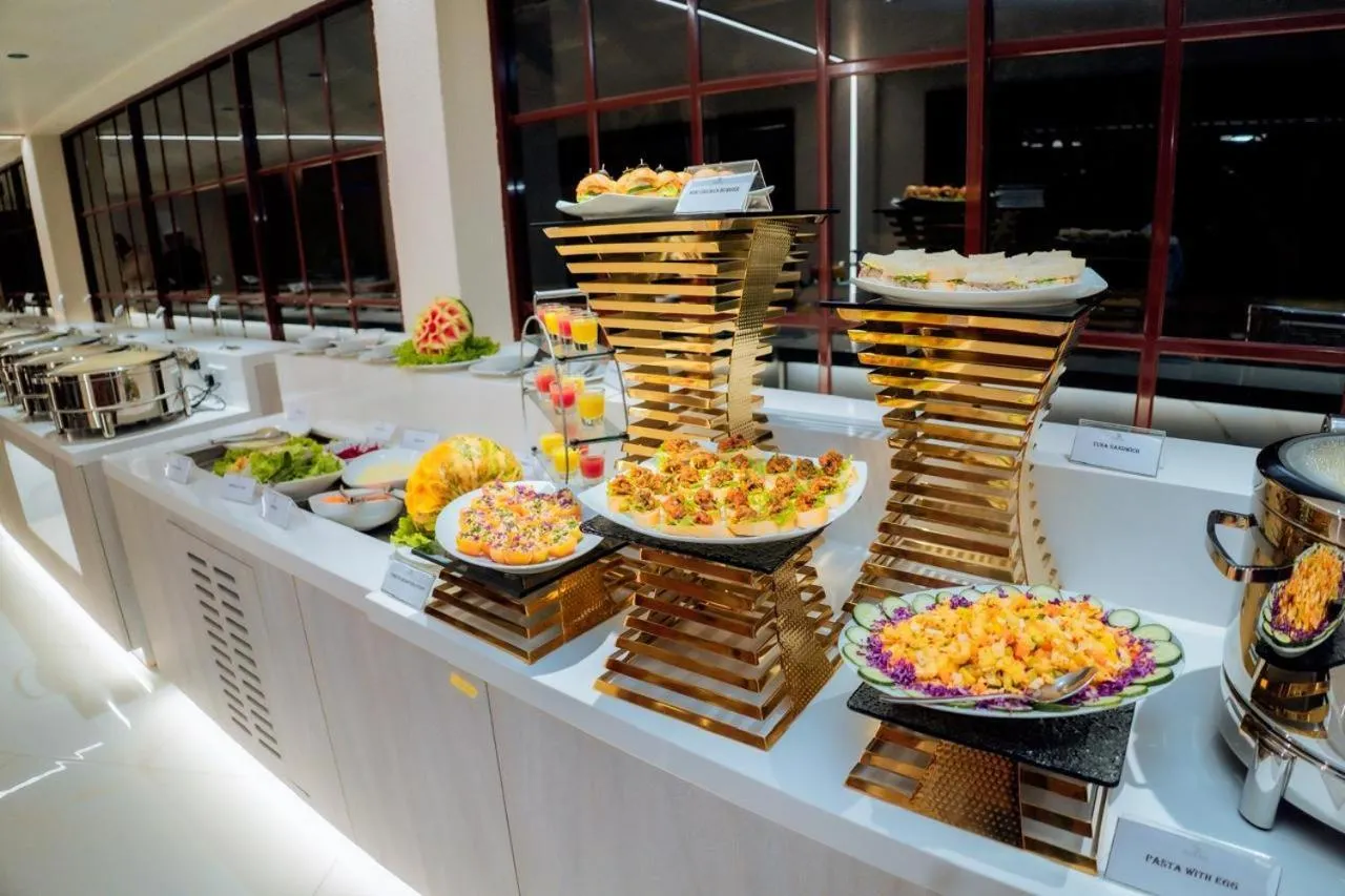 Food and drinks in Rajarata Hotel Anuradhapura