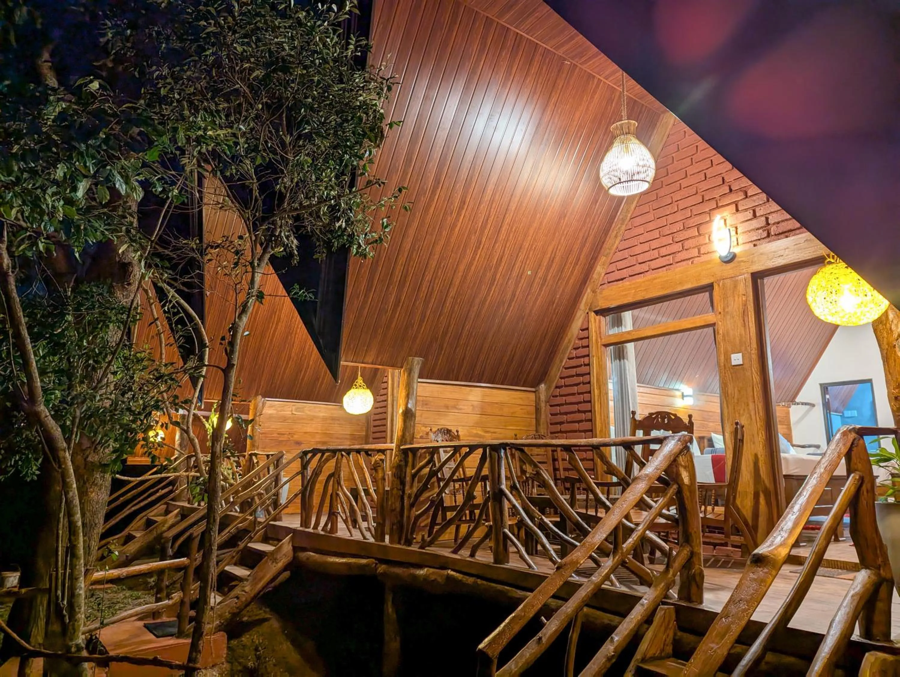 Sigiri Choona Lodge 'unique sunrise viewpoint'