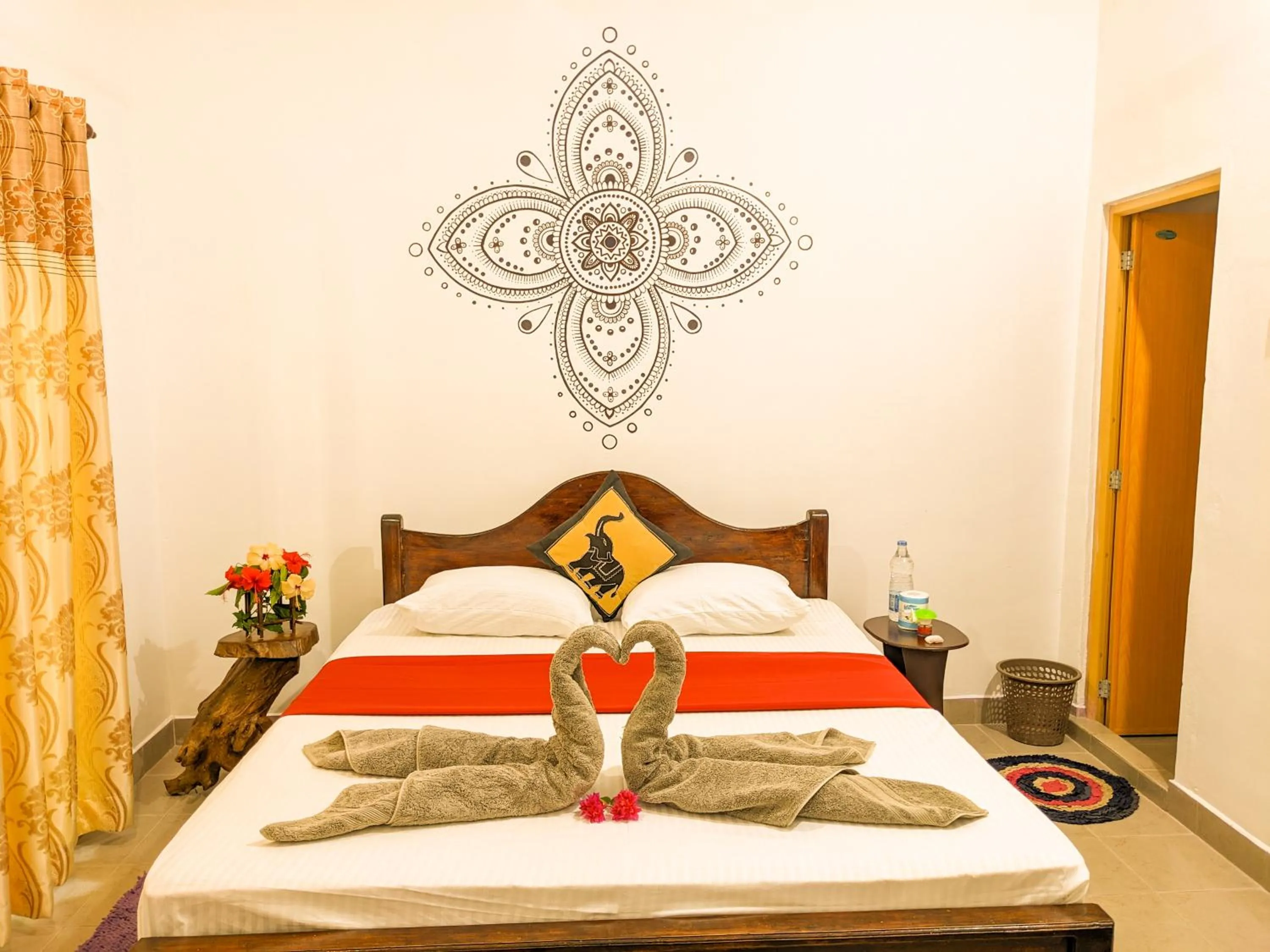 Bed in Sigiri Choona Lodge 'unique sunrise viewpoint'