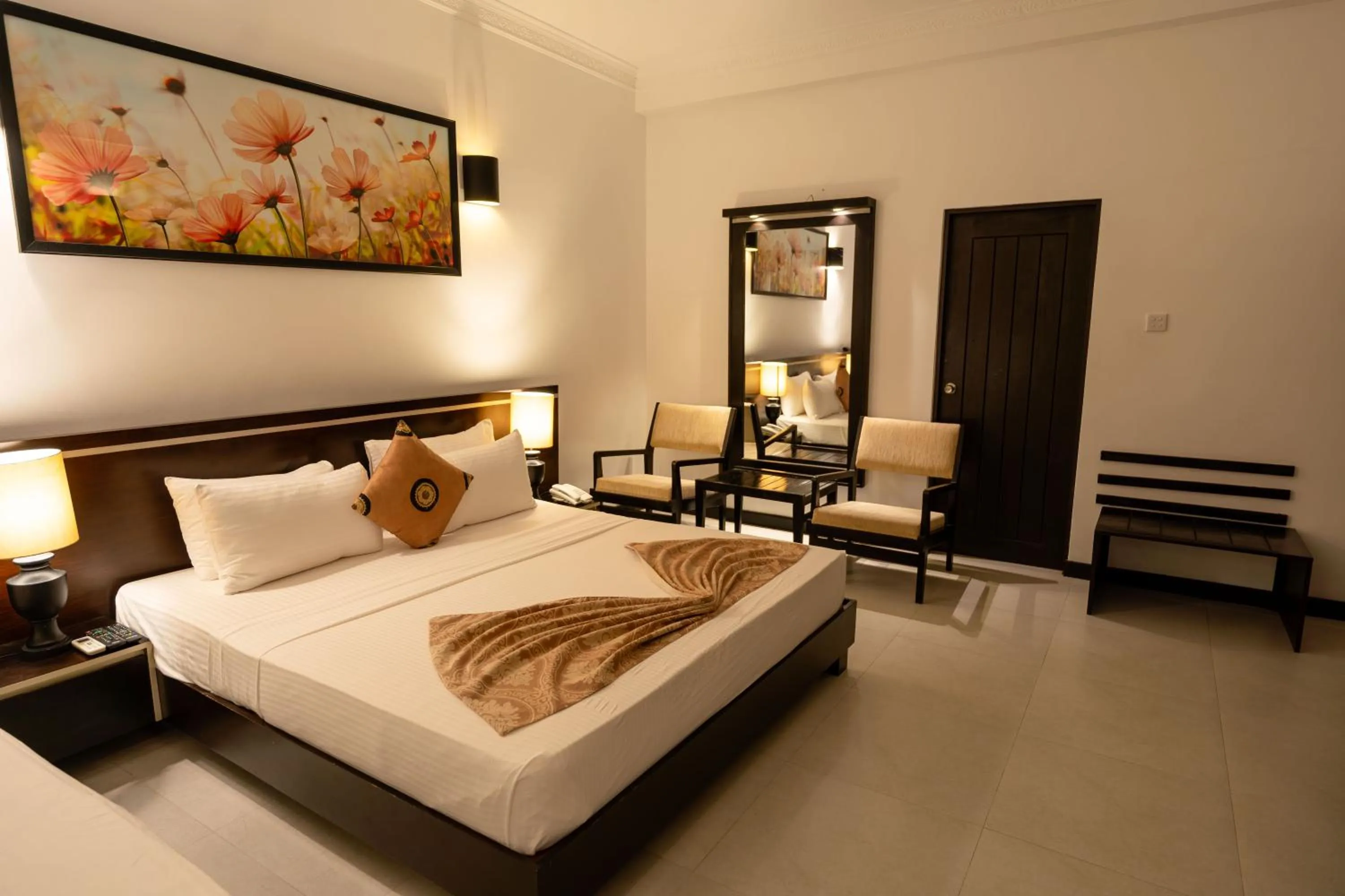 View (from property/room), Bed in Oak Ray Elephant Lake