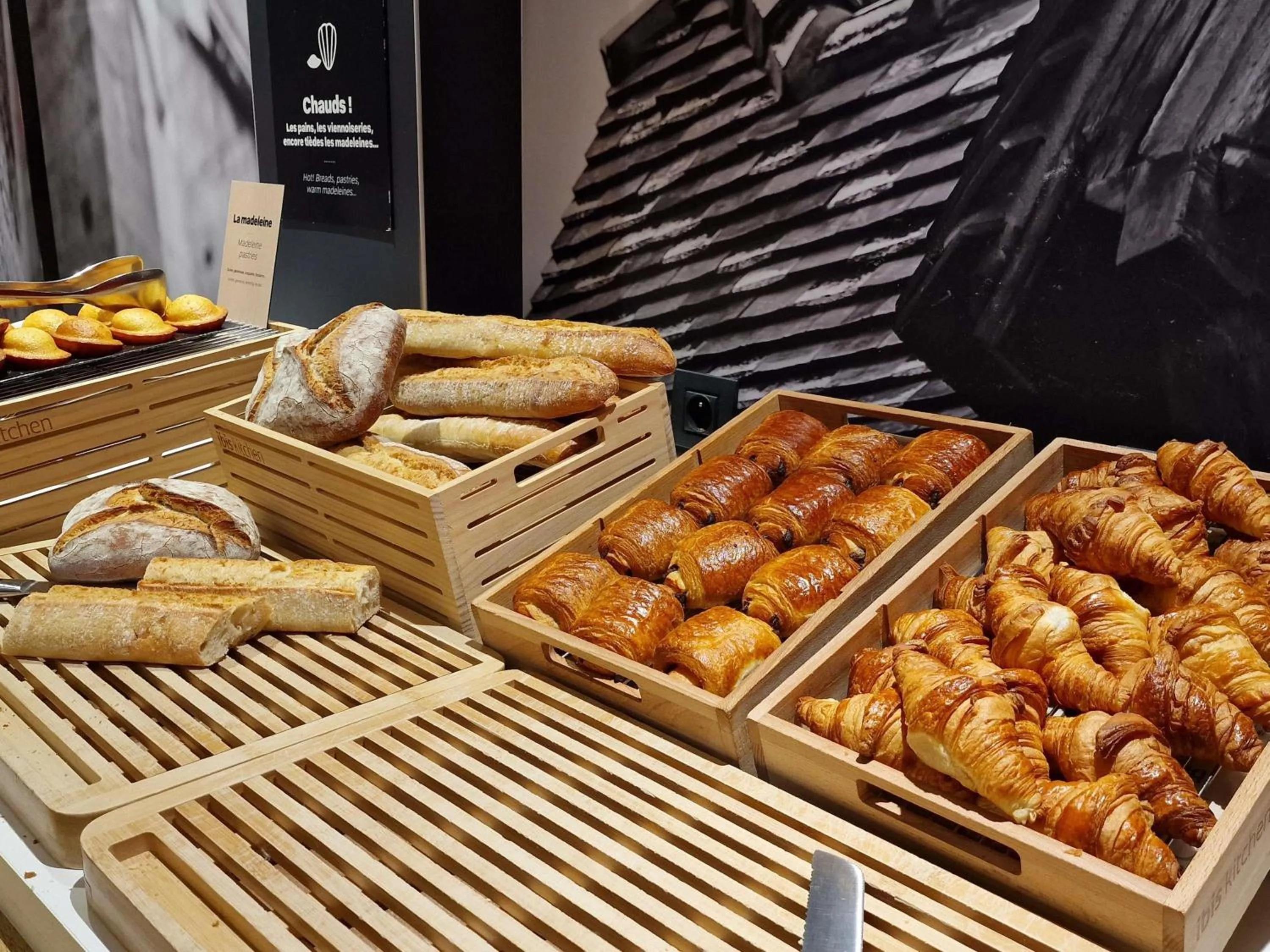 Breakfast in Hotel ibis Dijon Centre Clemenceau