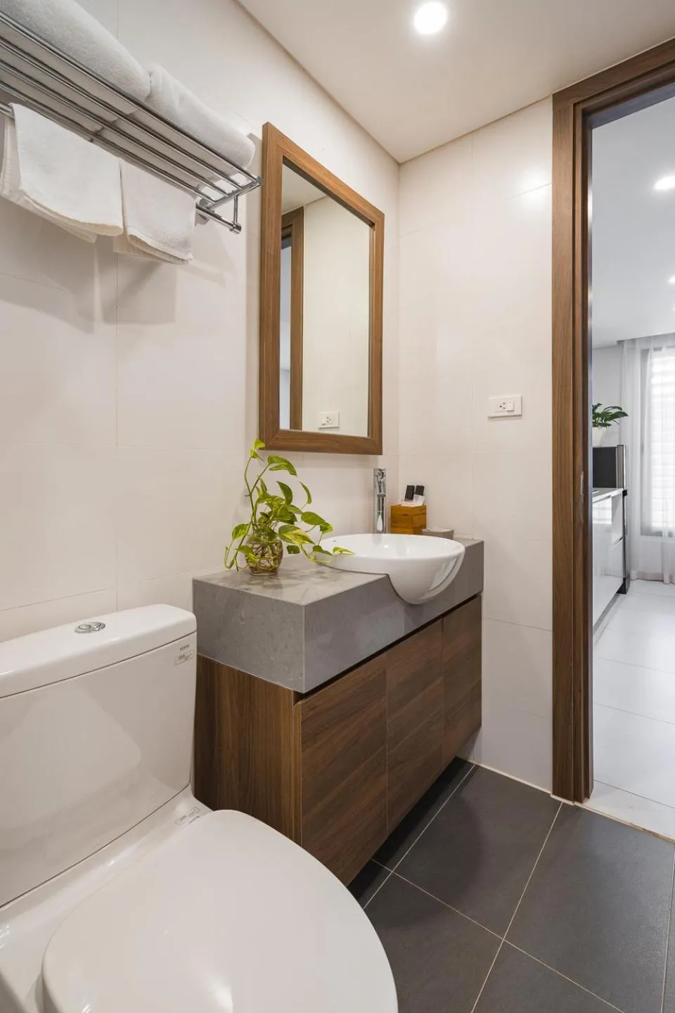 Narcissus Hotel & Apartment