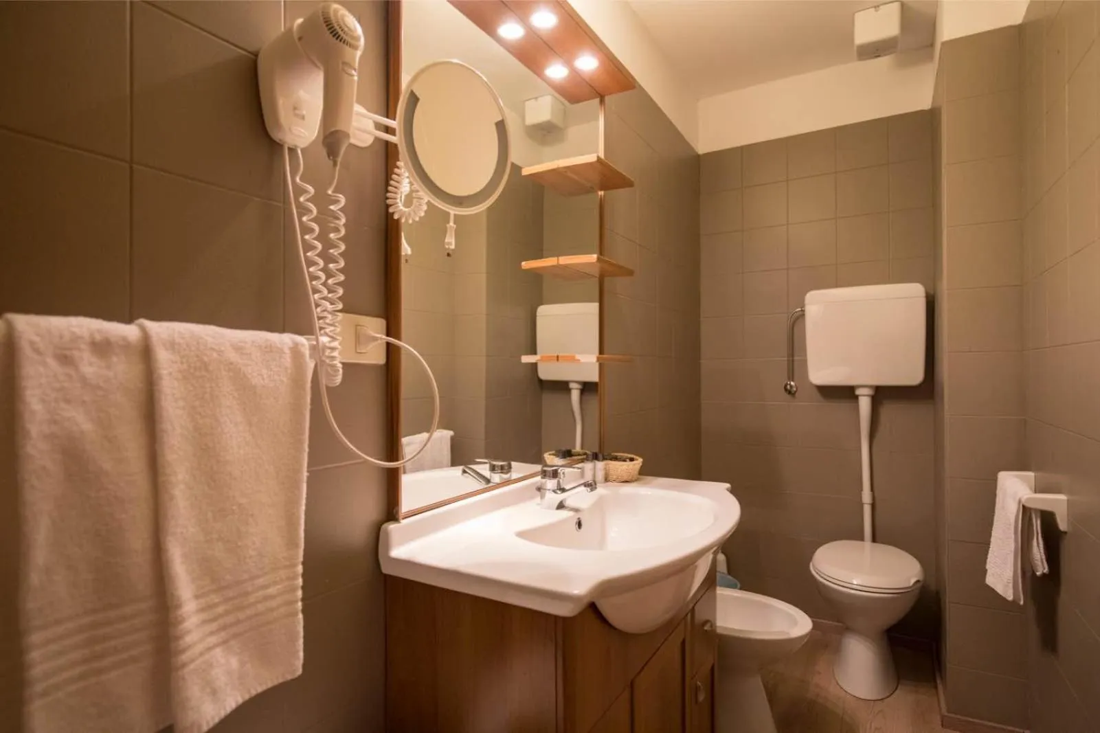 Bathroom in Hotel La Baita