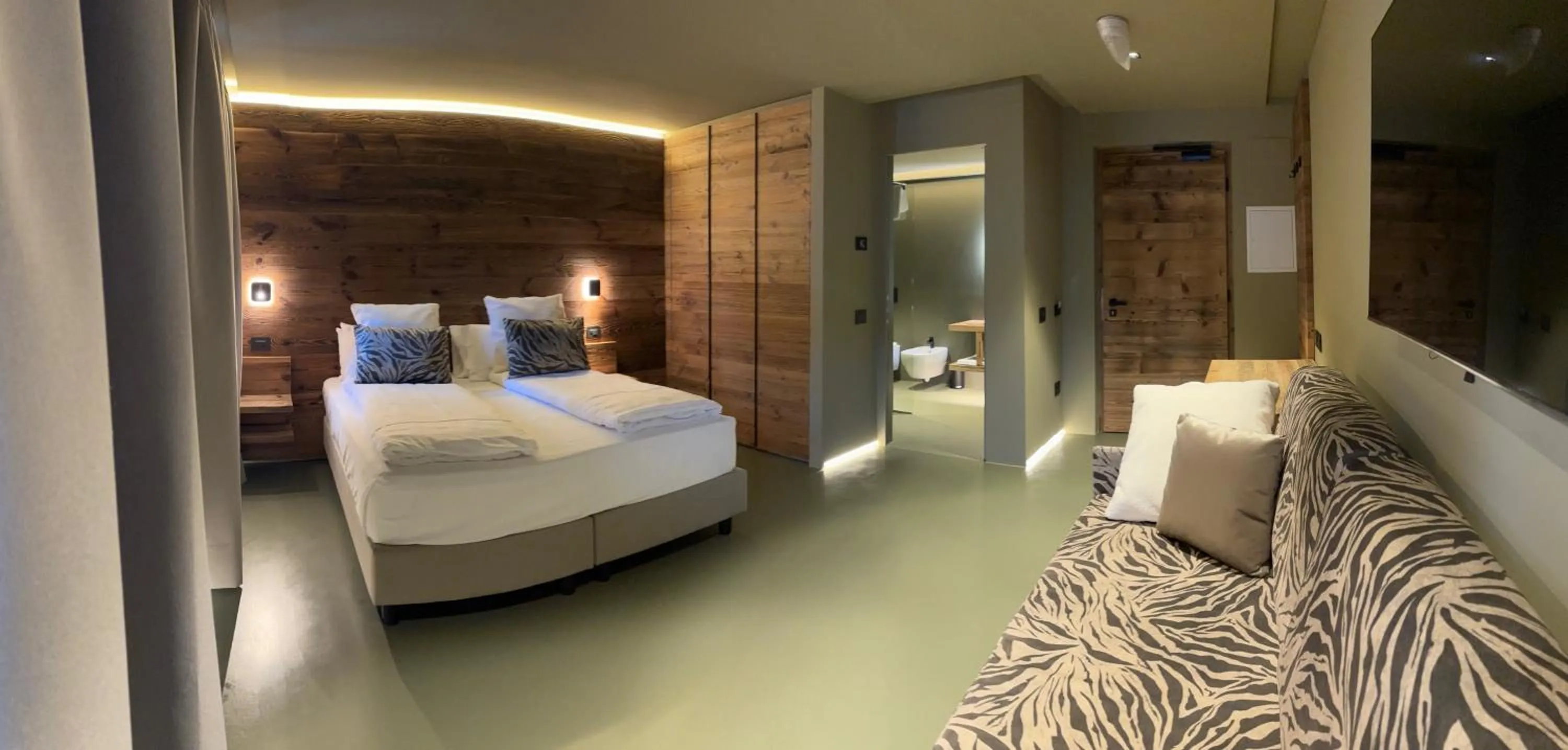 Photo of the whole room, Bed in Hotel La Baita