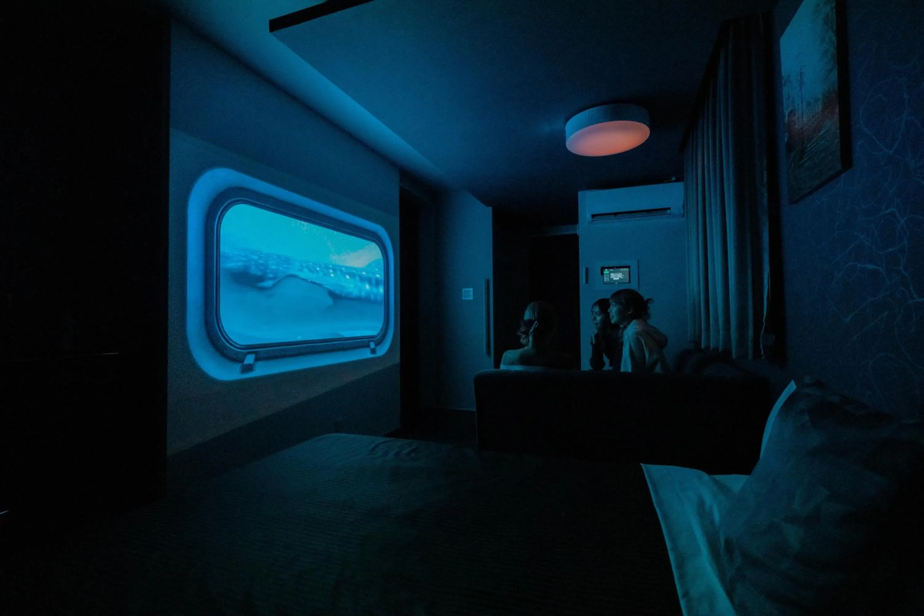 Photo of the whole room in GRAND BASE Hakata Bay