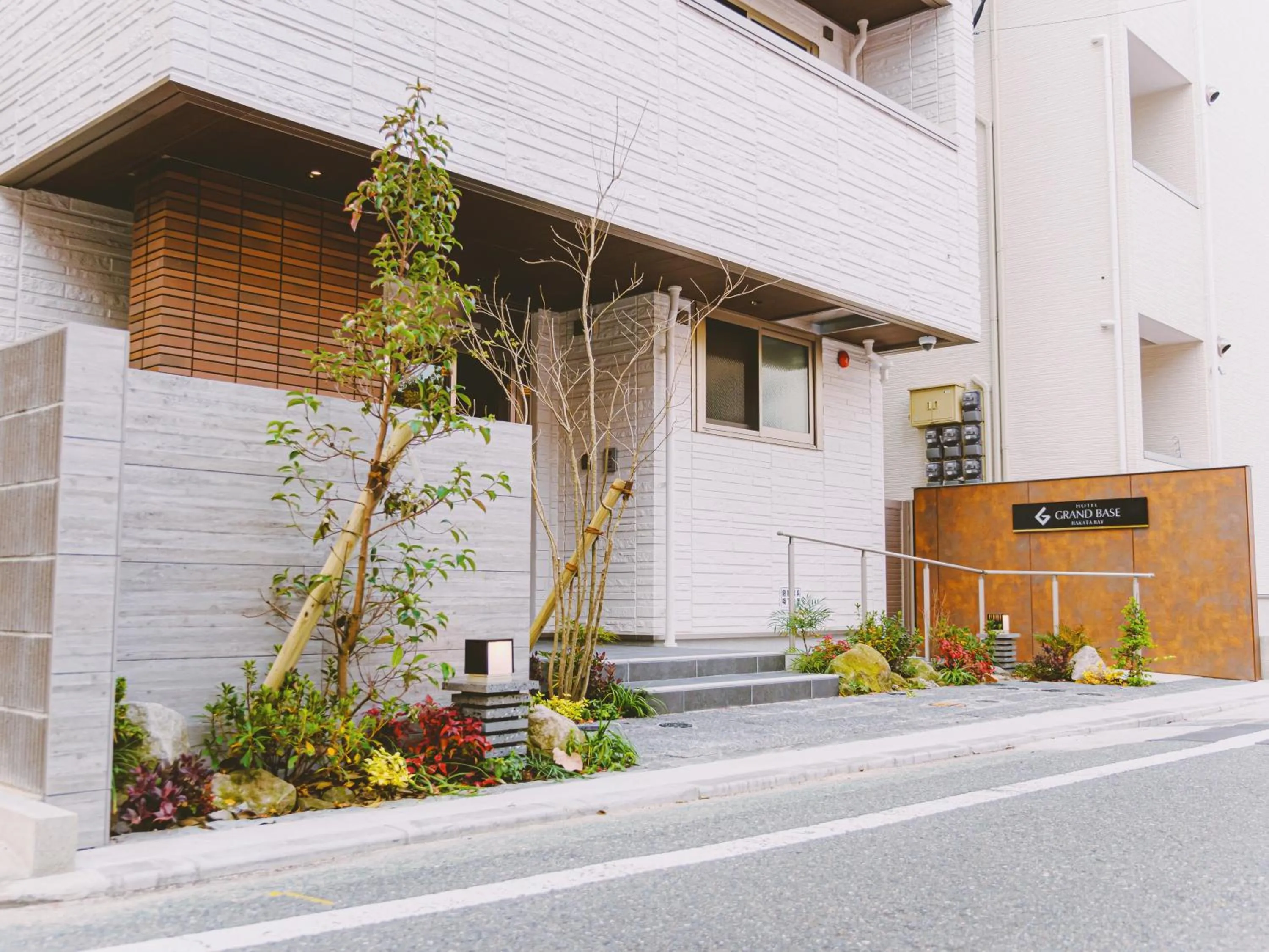 Property building in GRAND BASE Hakata Bay