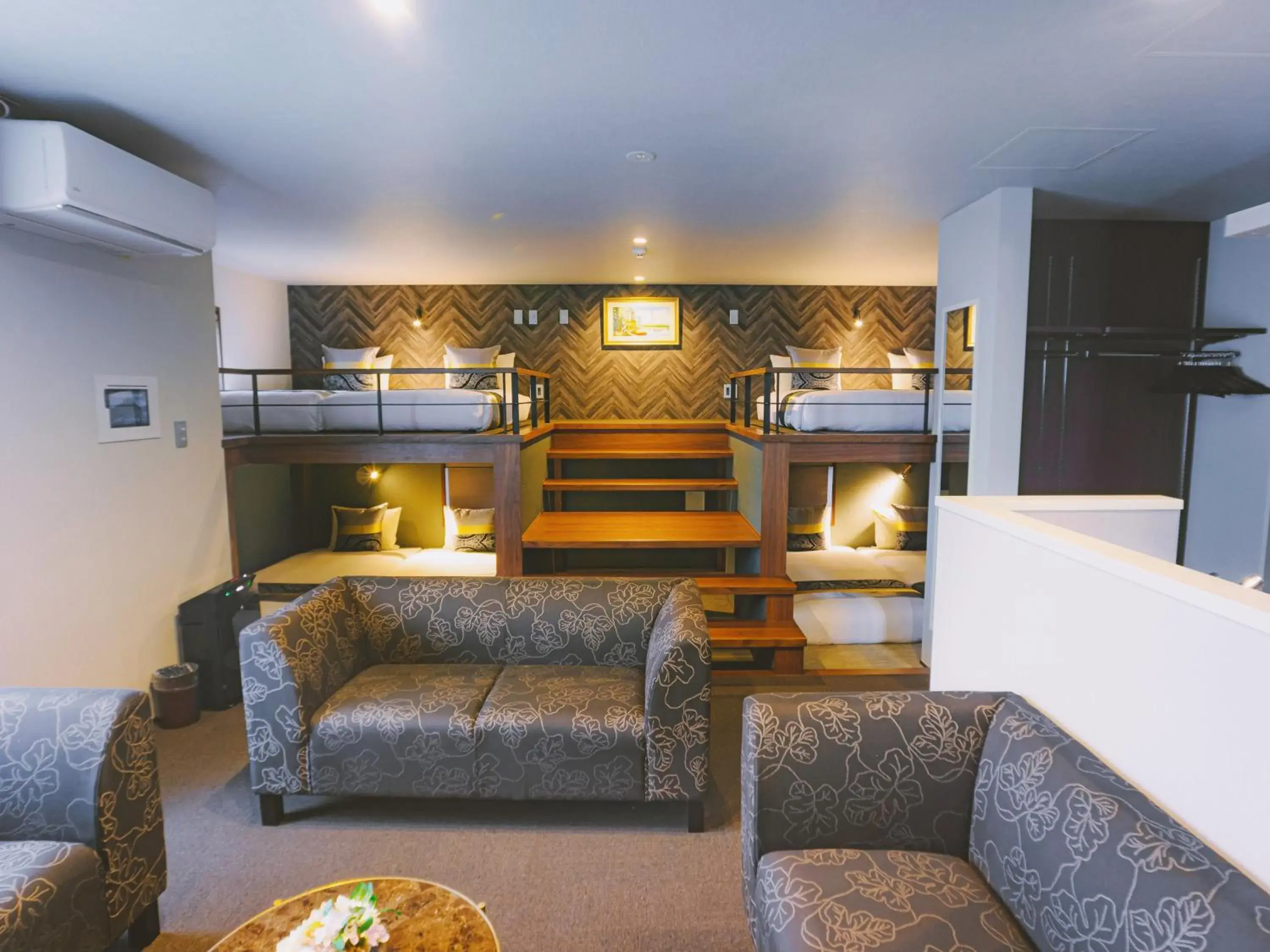 Suite in GRAND BASE Hakata Bay Suite in GRAND BASE Hakata Bay