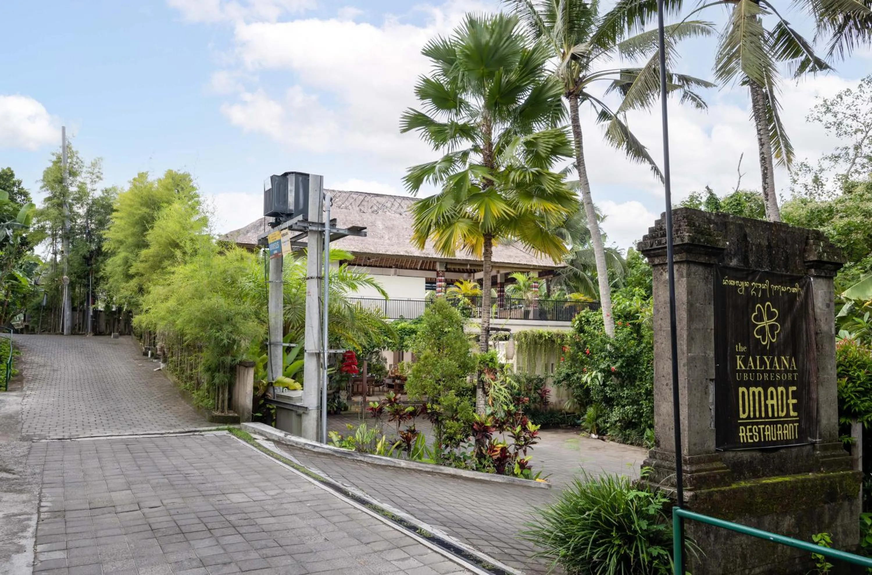 Facade/entrance in The Kalyana Ubud Resort