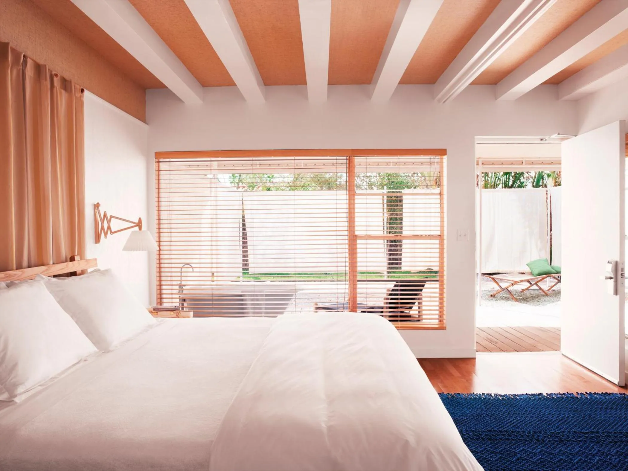 Bed in The Standard Spa, Miami Beach