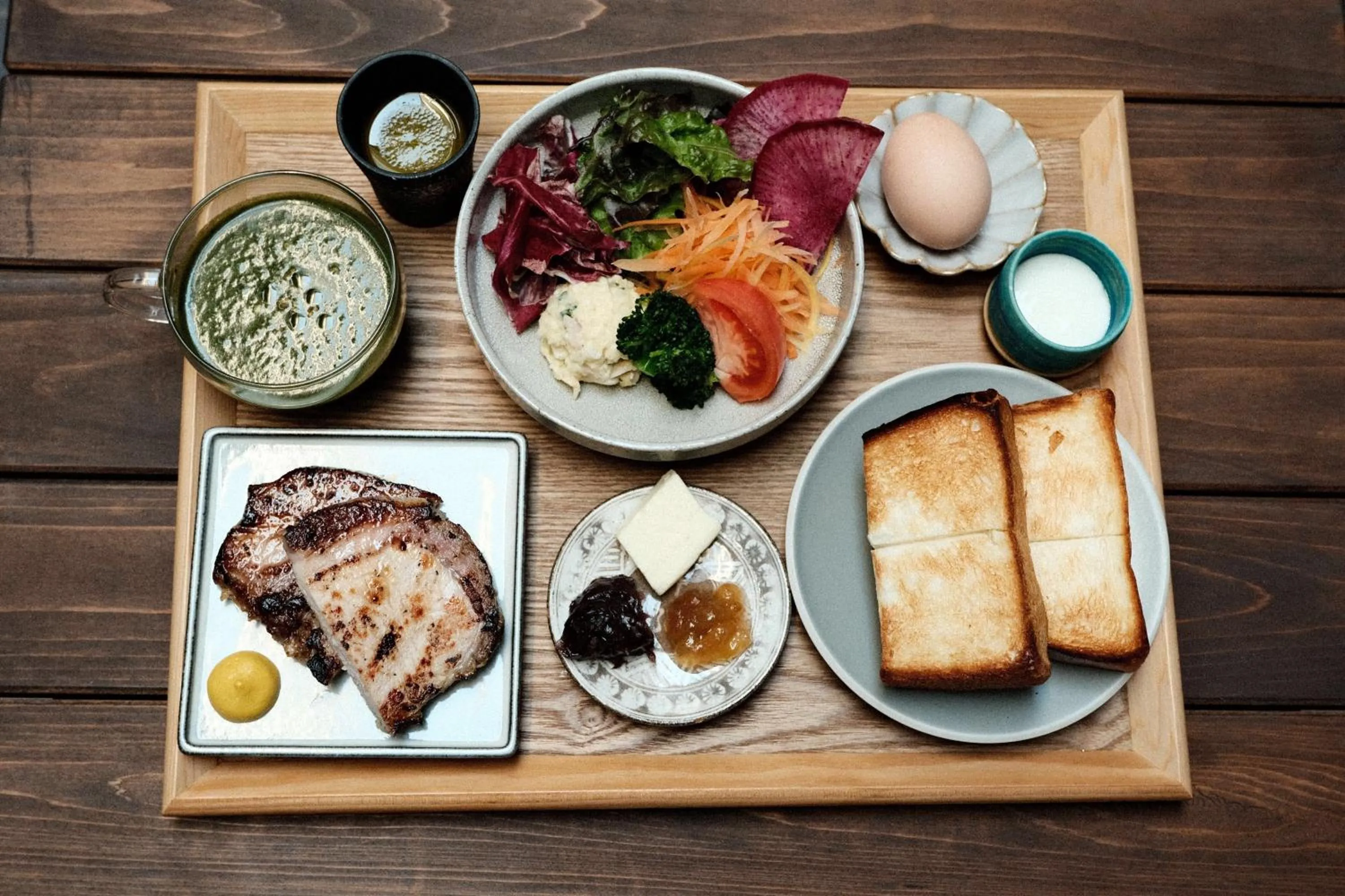 Breakfast in KéFU stay & lounge