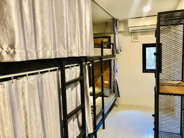 Bed in Zleepingpills Aonang Krabi