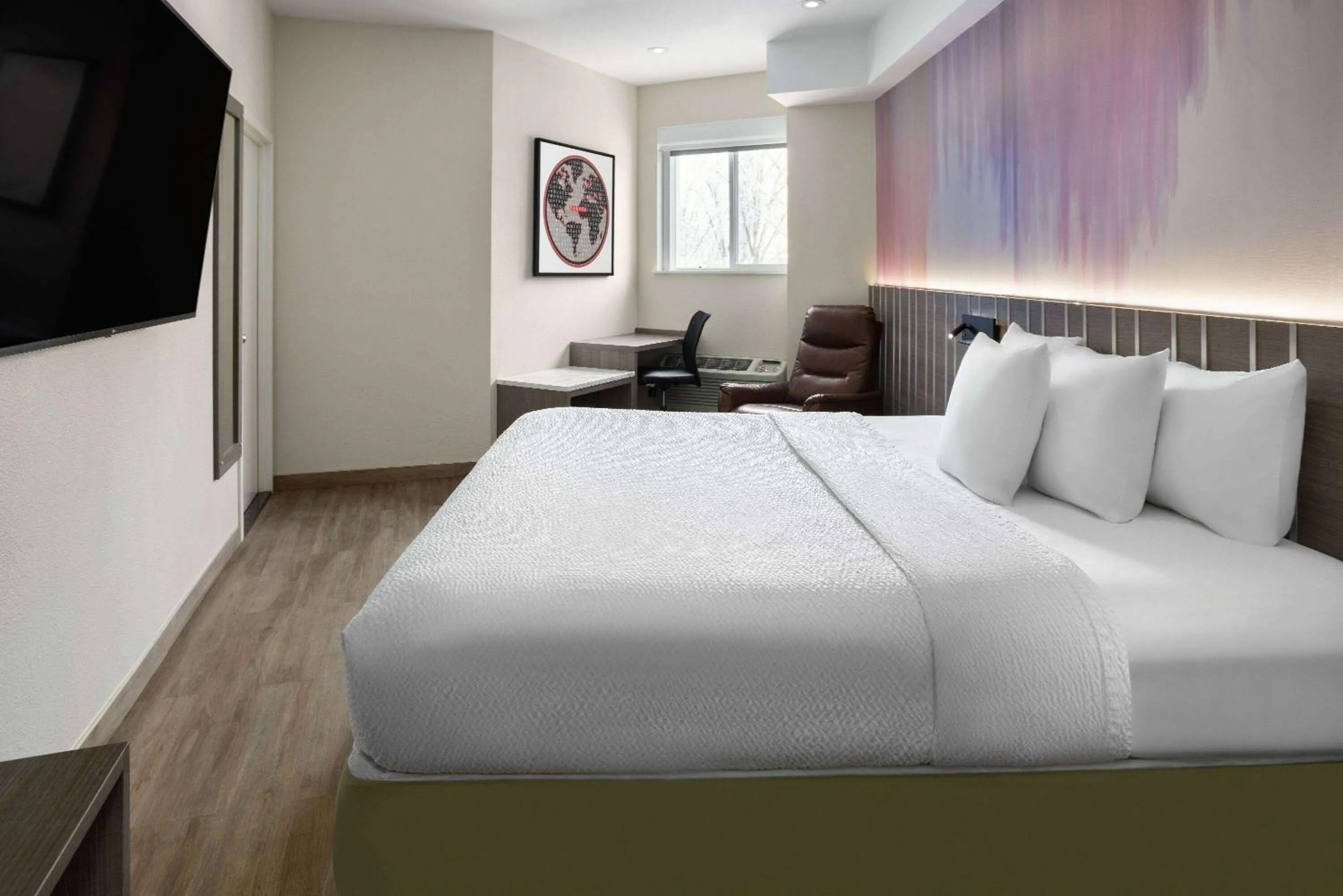 Bed in Ramada by Wyndham Bronx
