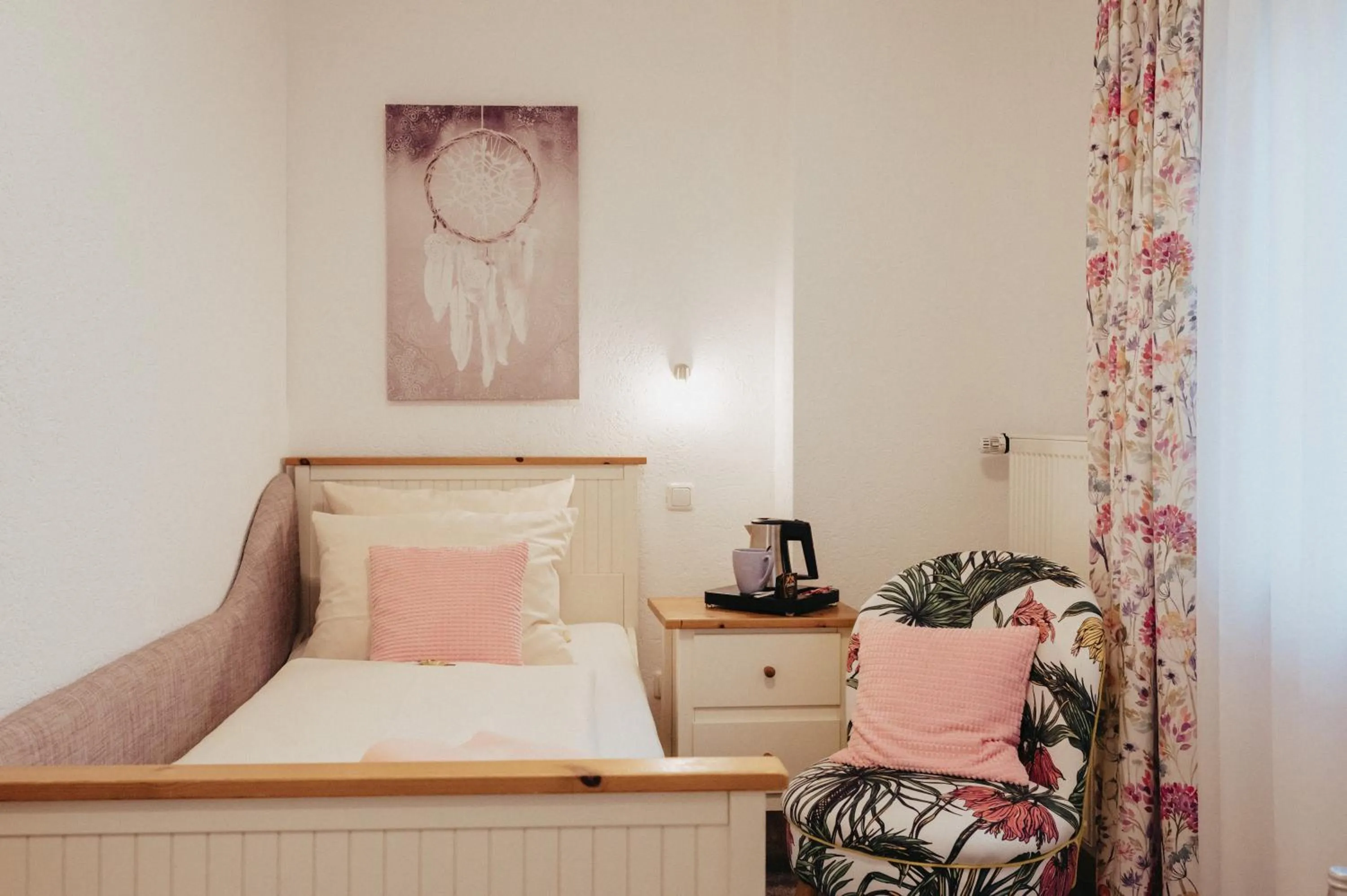 Bed in Hotel Angermeier GARNI