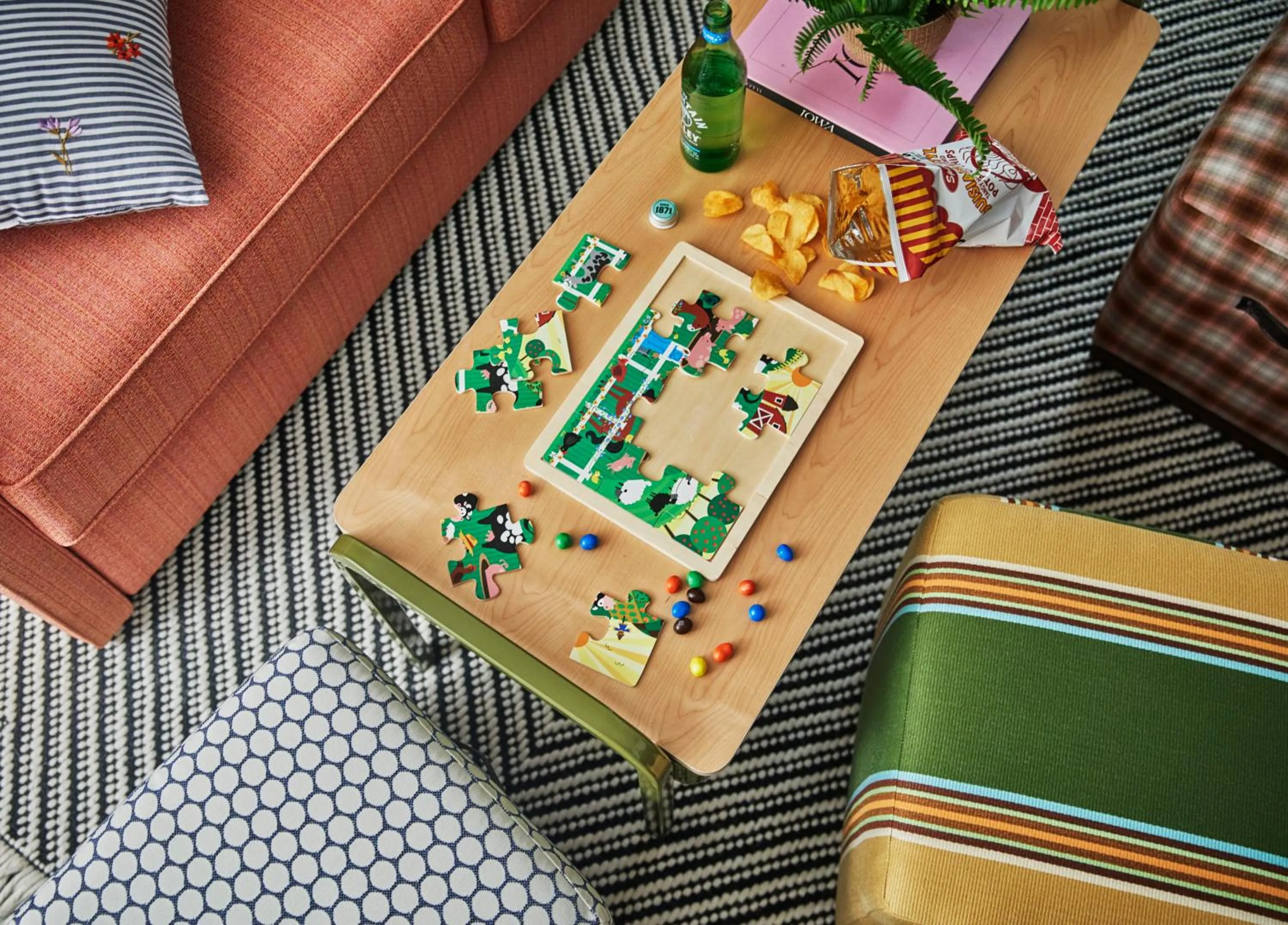 Living room in Graduate by Hilton Iowa City