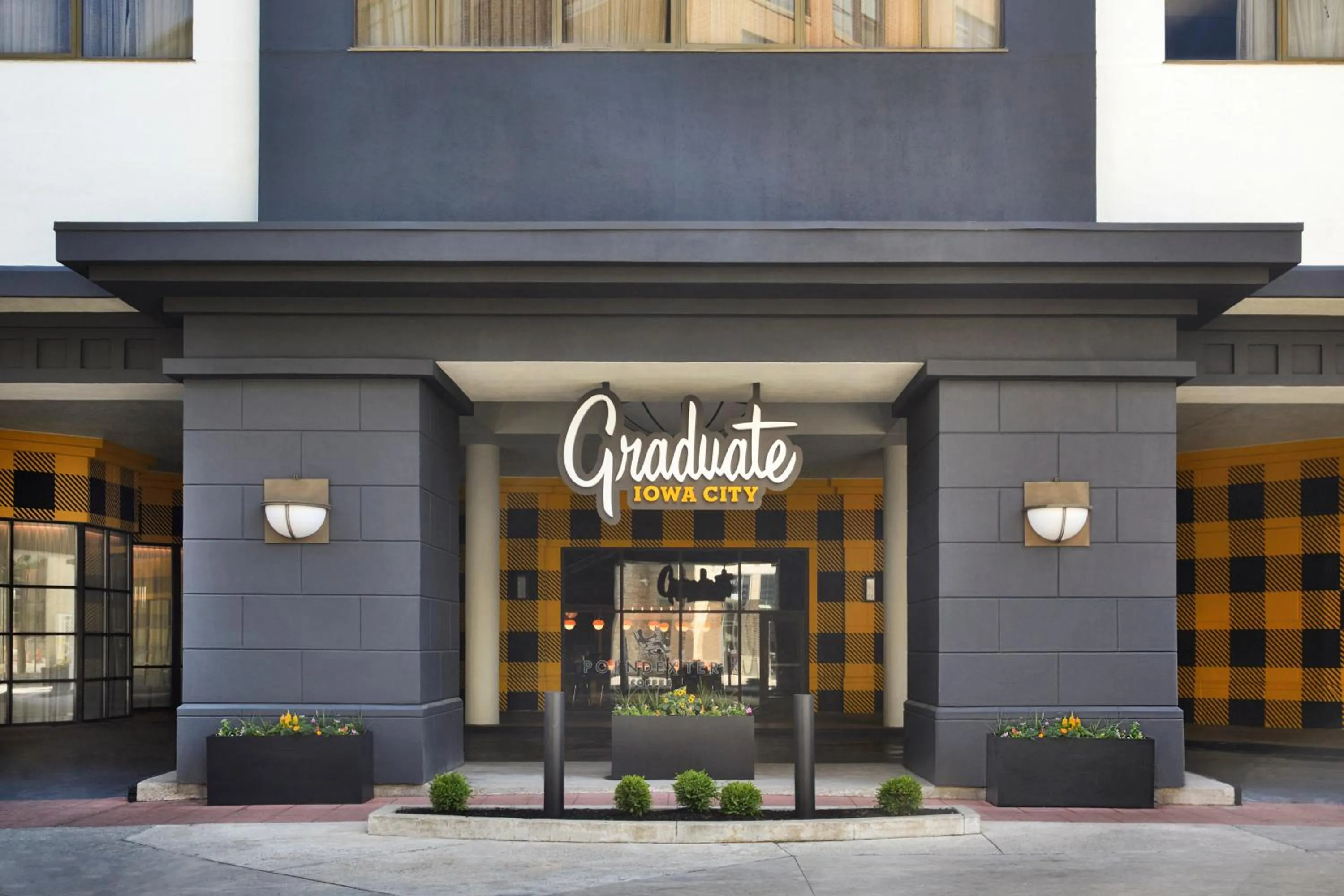 Facade/entrance in Graduate by Hilton Iowa City