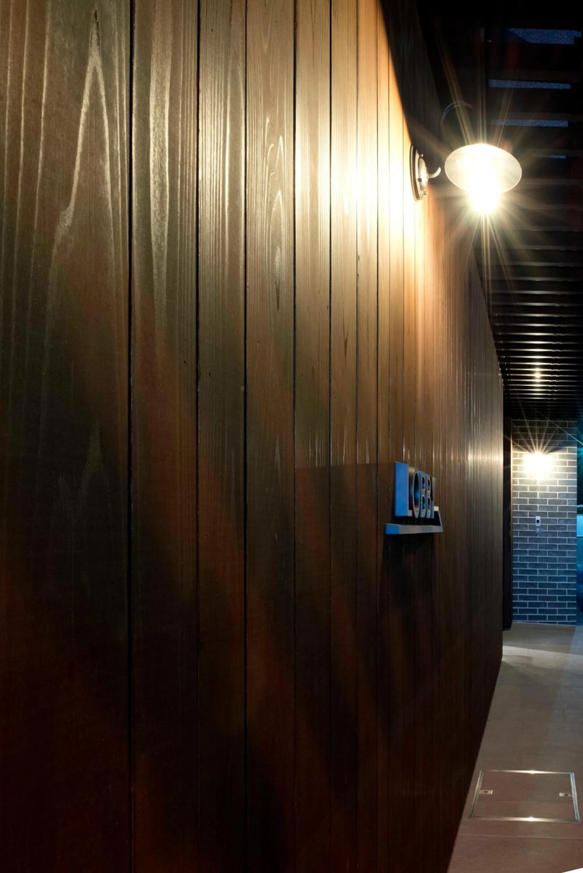 ALPHABED INN Takamatsuekimae