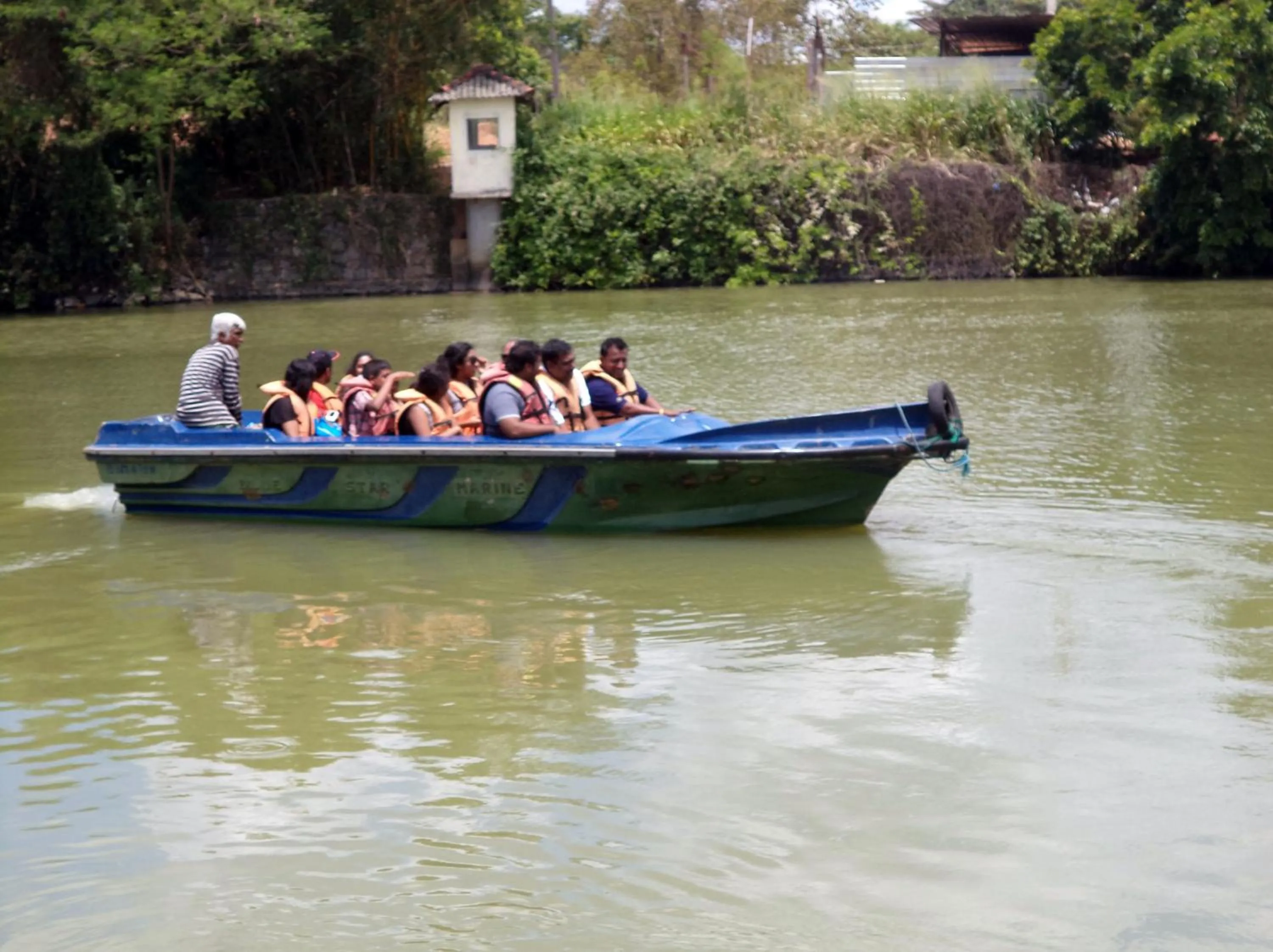 Day in Pleasure Island Holiday Home