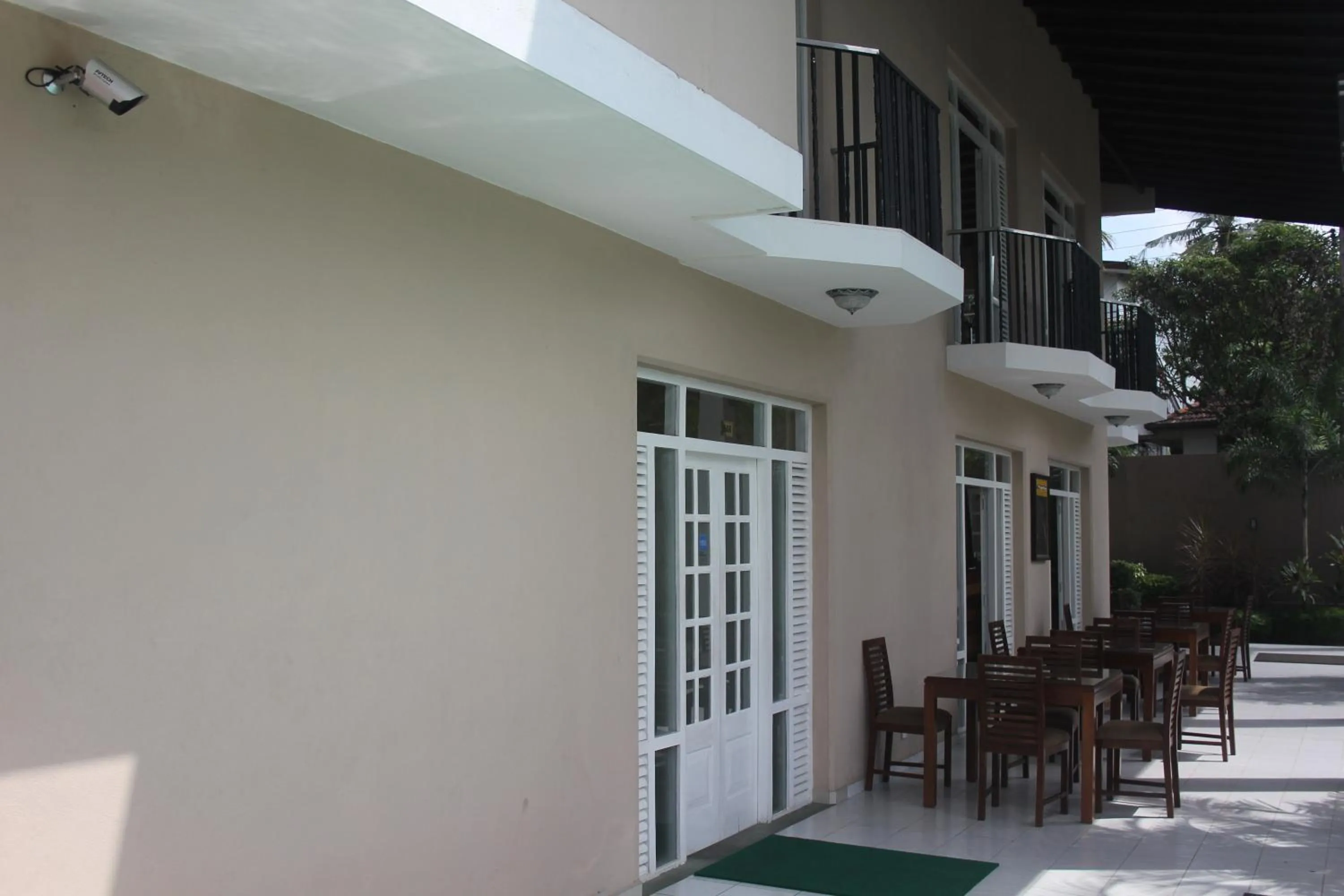 Patio in Grand 7 Hotel Thalawathugoda