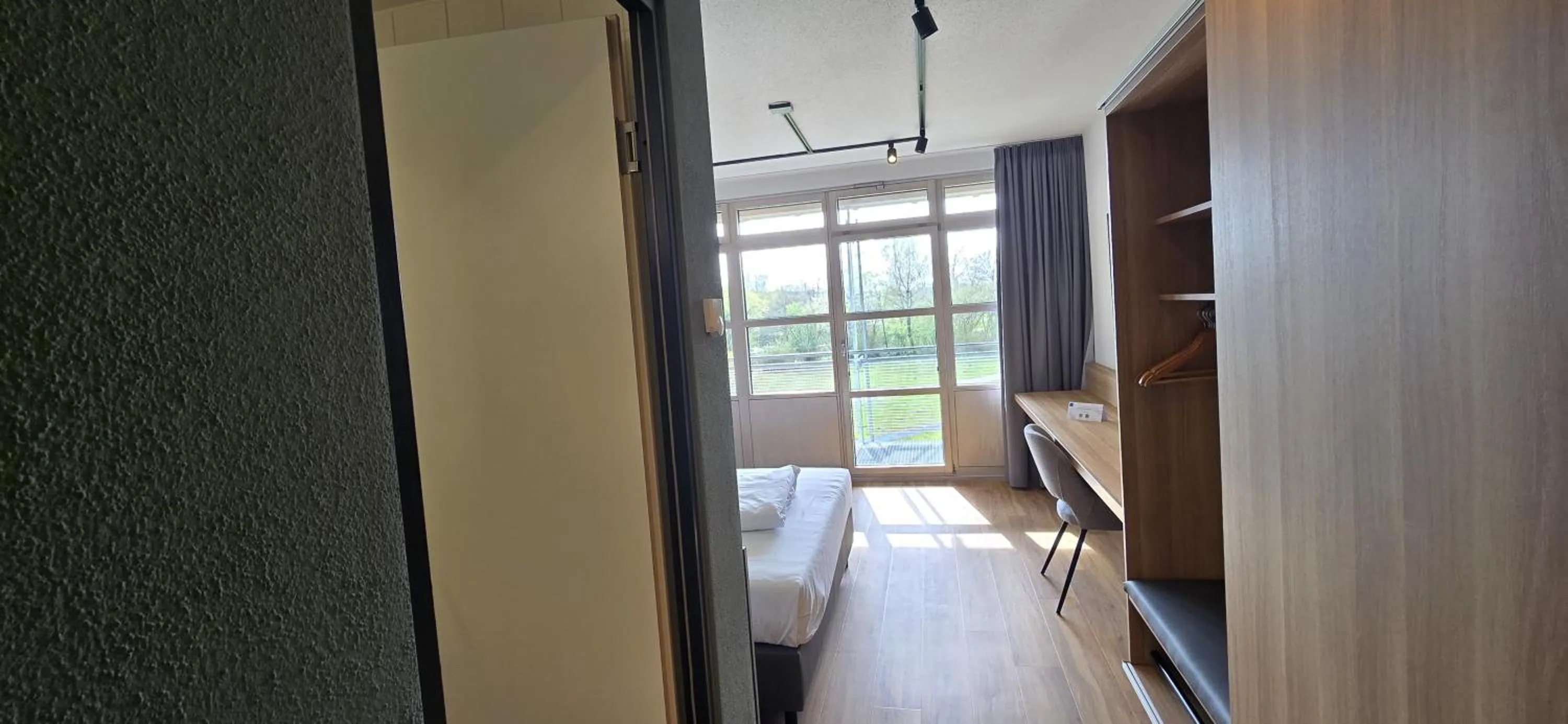 Bed in Sportschule Oberhaching