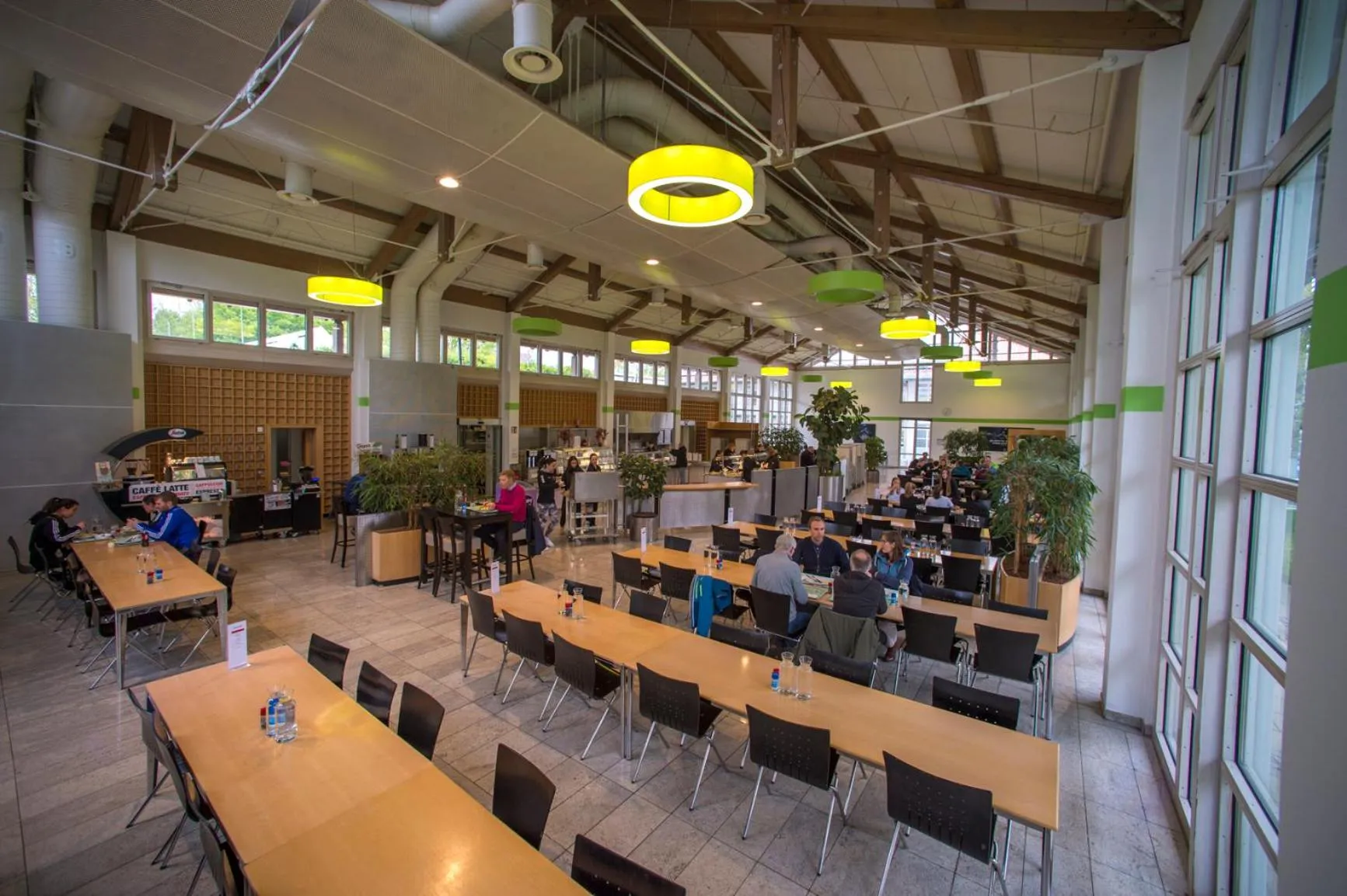 Restaurant/places to eat in Sportschule Oberhaching