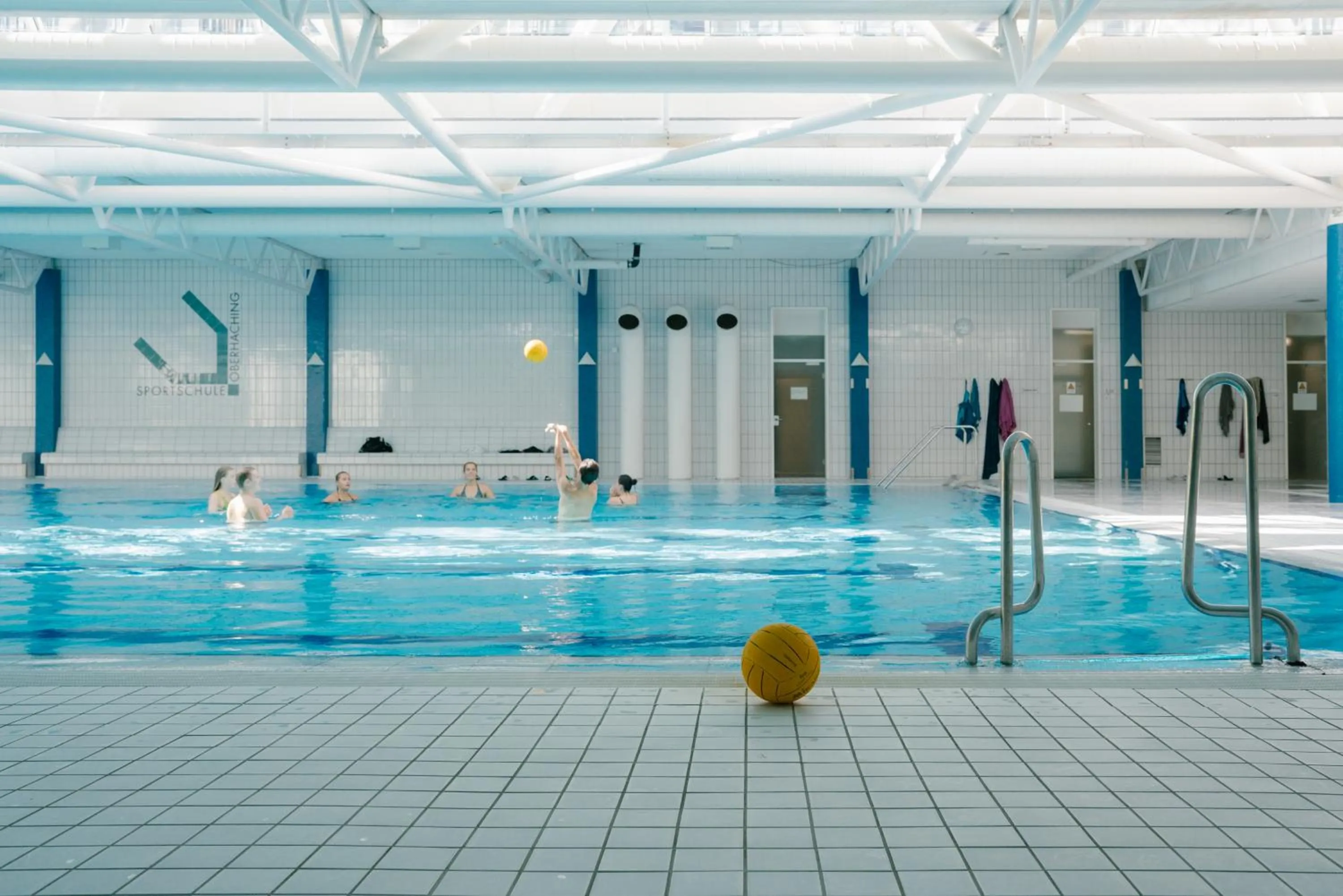 Swimming pool in Sportschule Oberhaching