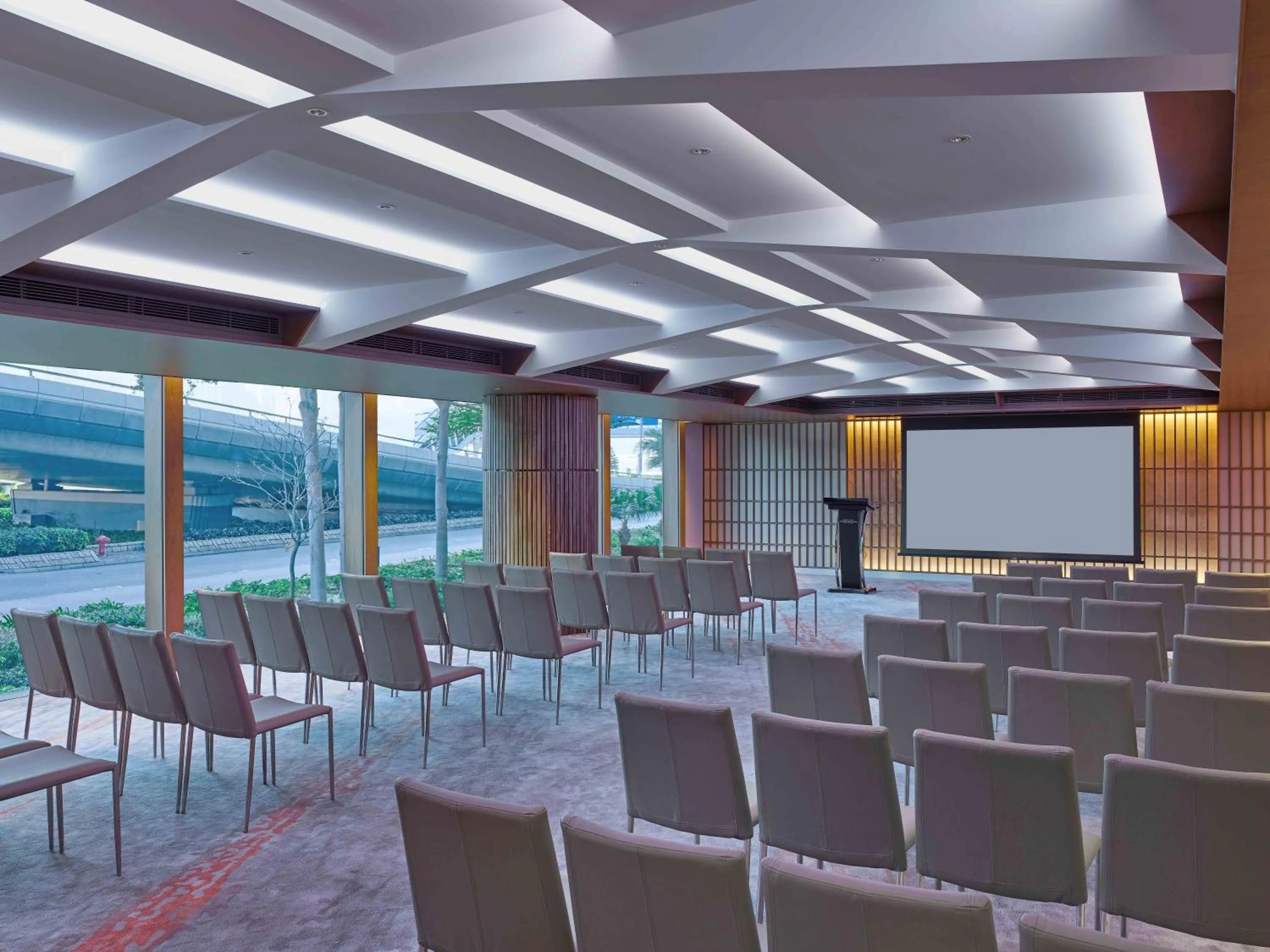 Meeting/conference room in New World Millennium Hong Kong Hotel