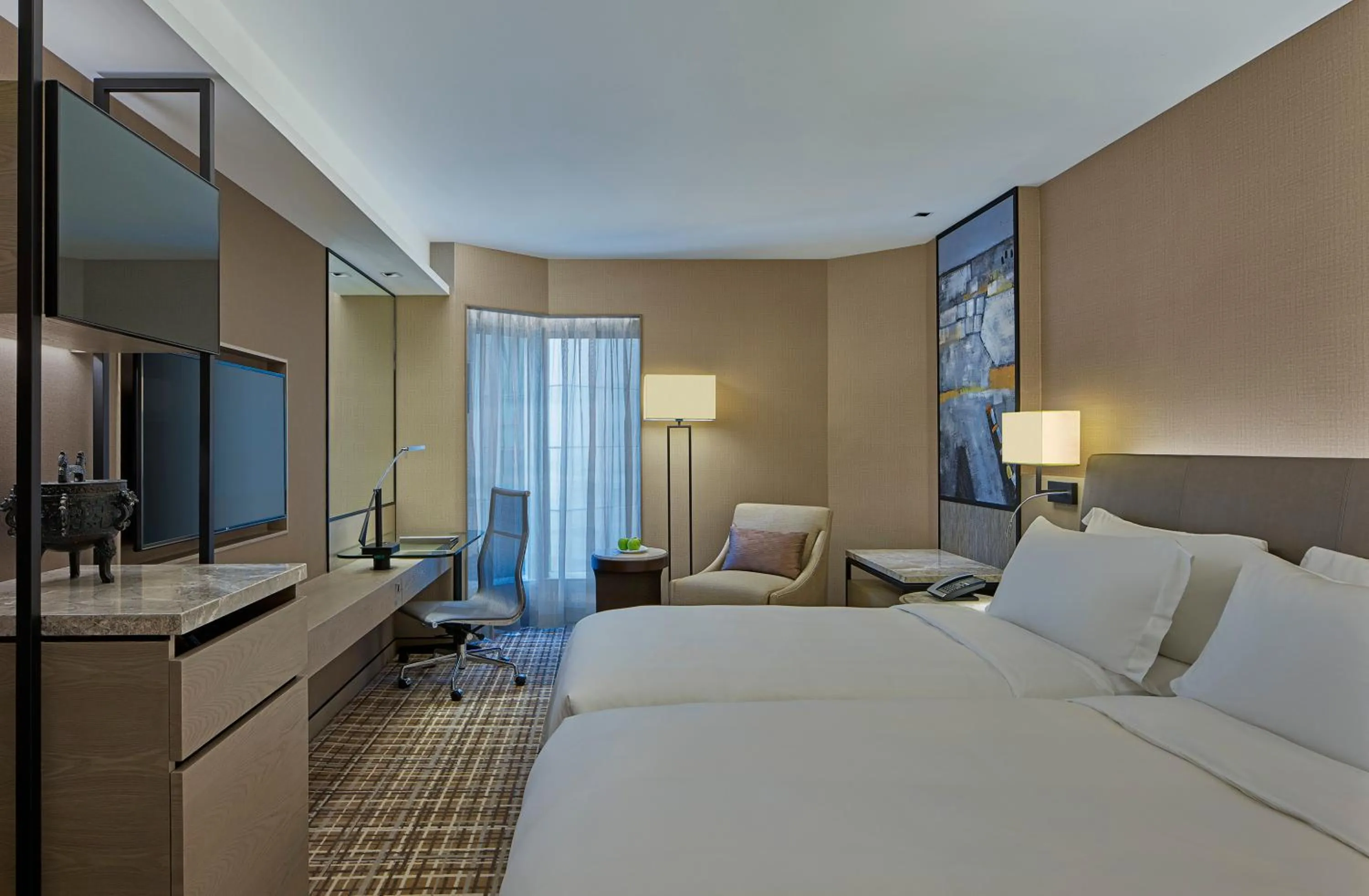 Photo of the whole room, Bed in New World Millennium Hong Kong Hotel
