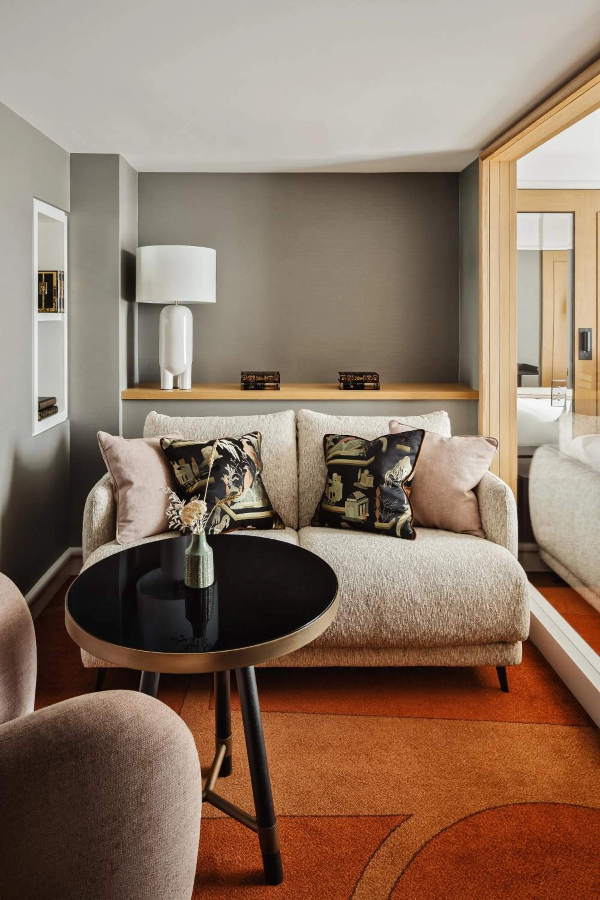 Living room, Bed in Hôtel De Sers Champs Elysées Paris